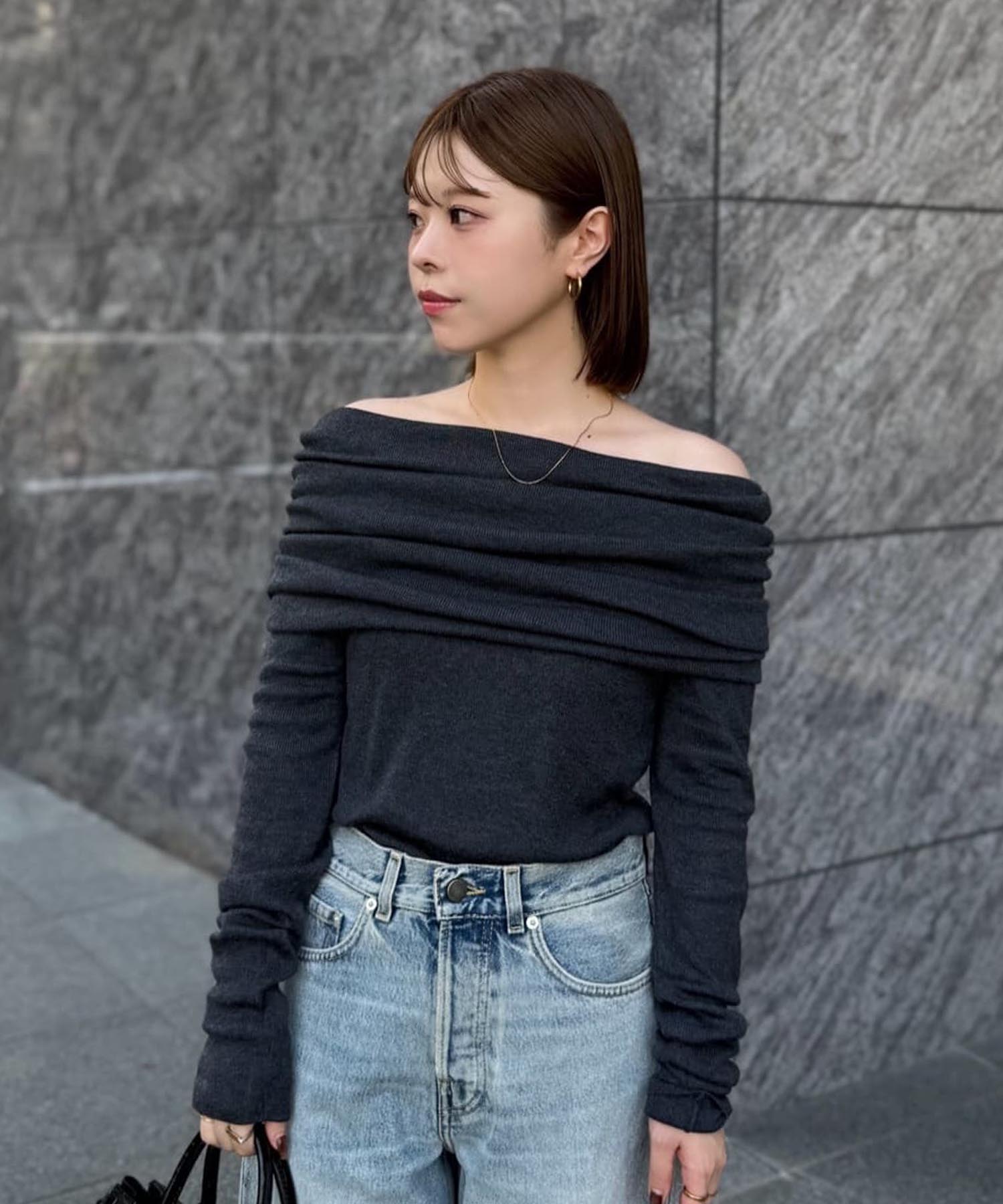 big offshoulder pull