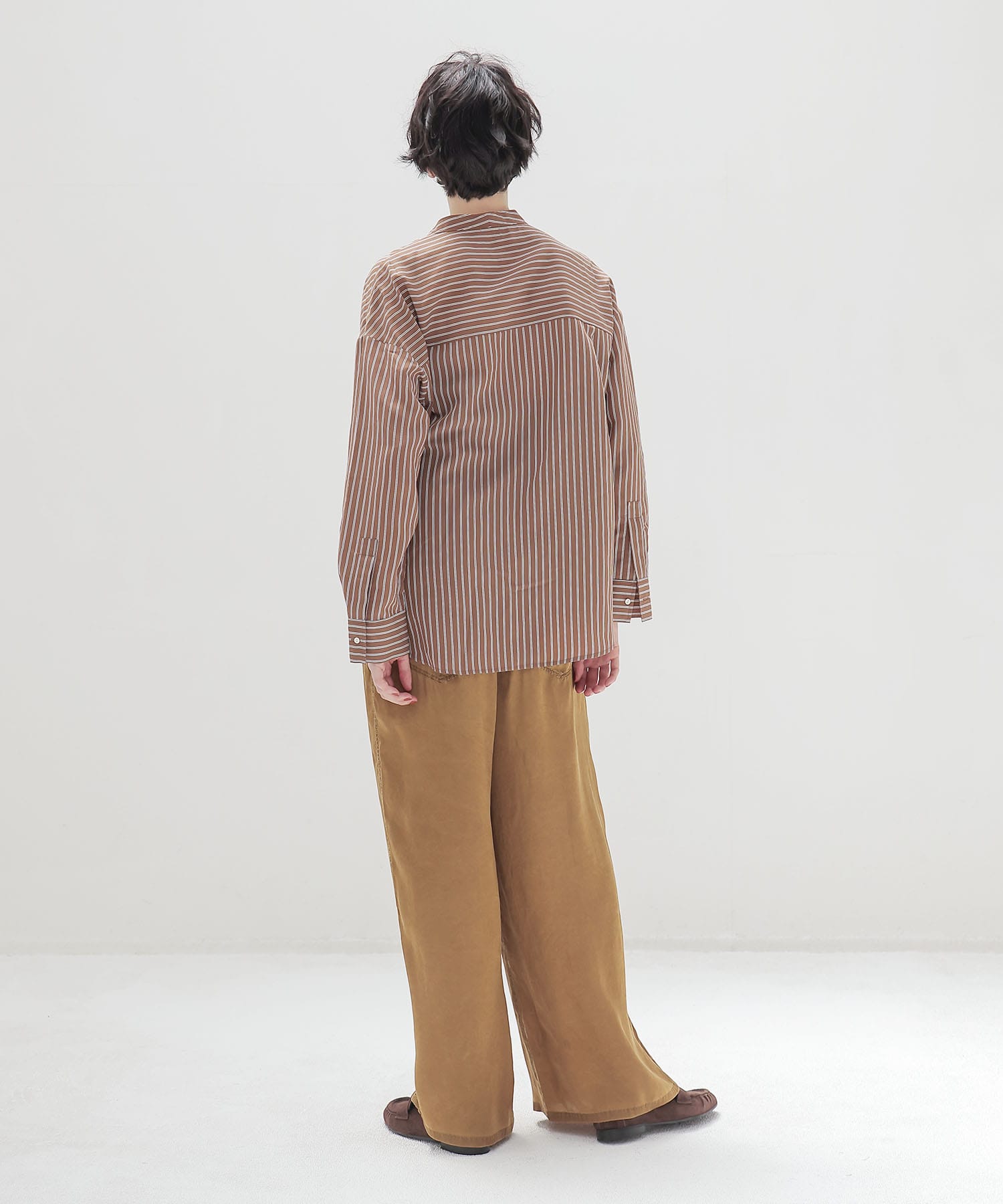 stripe collarless shirt