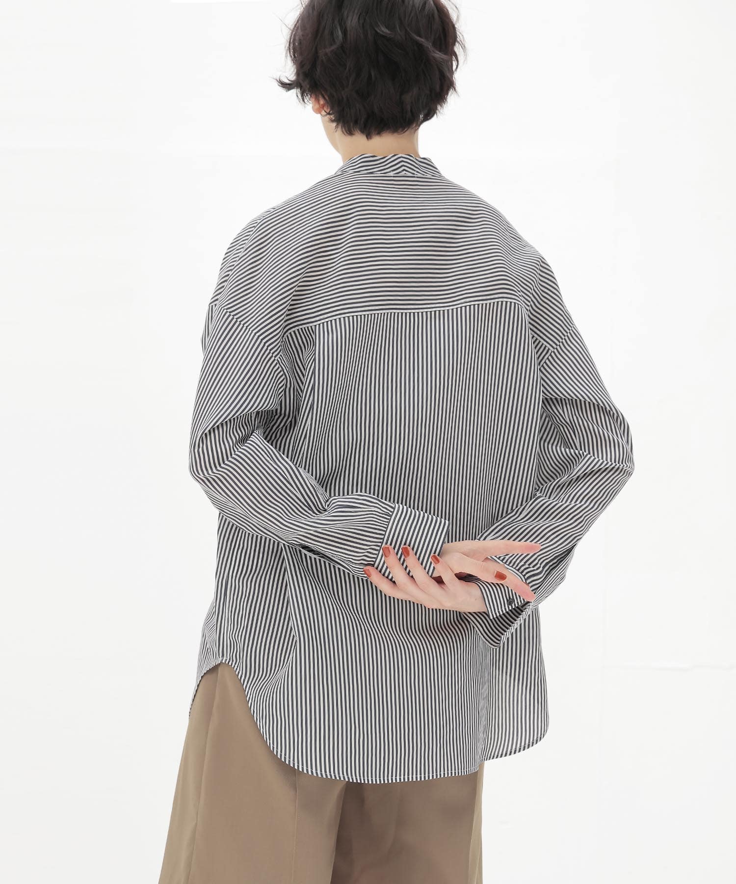 stripe collarless shirt