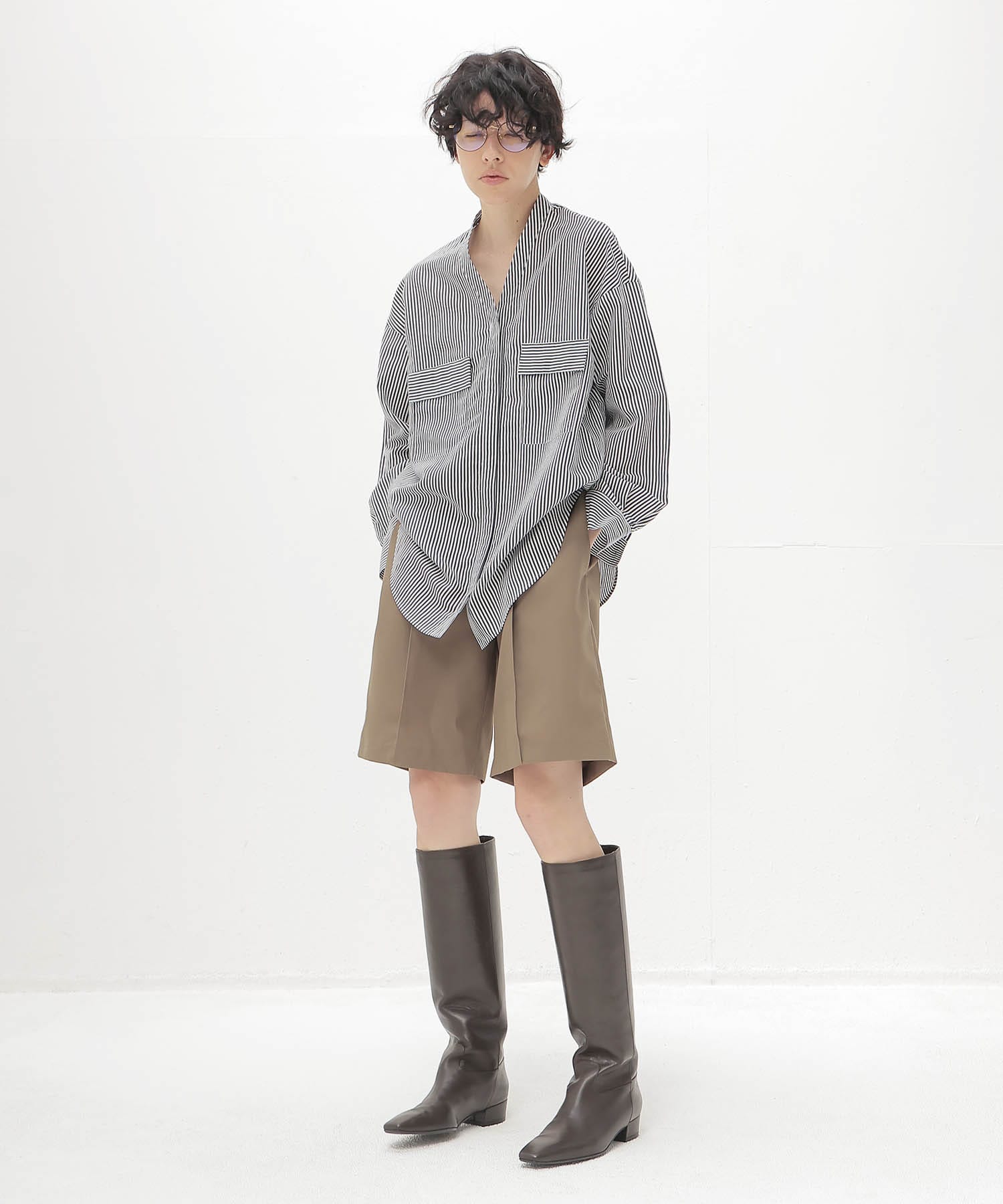 stripe collarless shirt