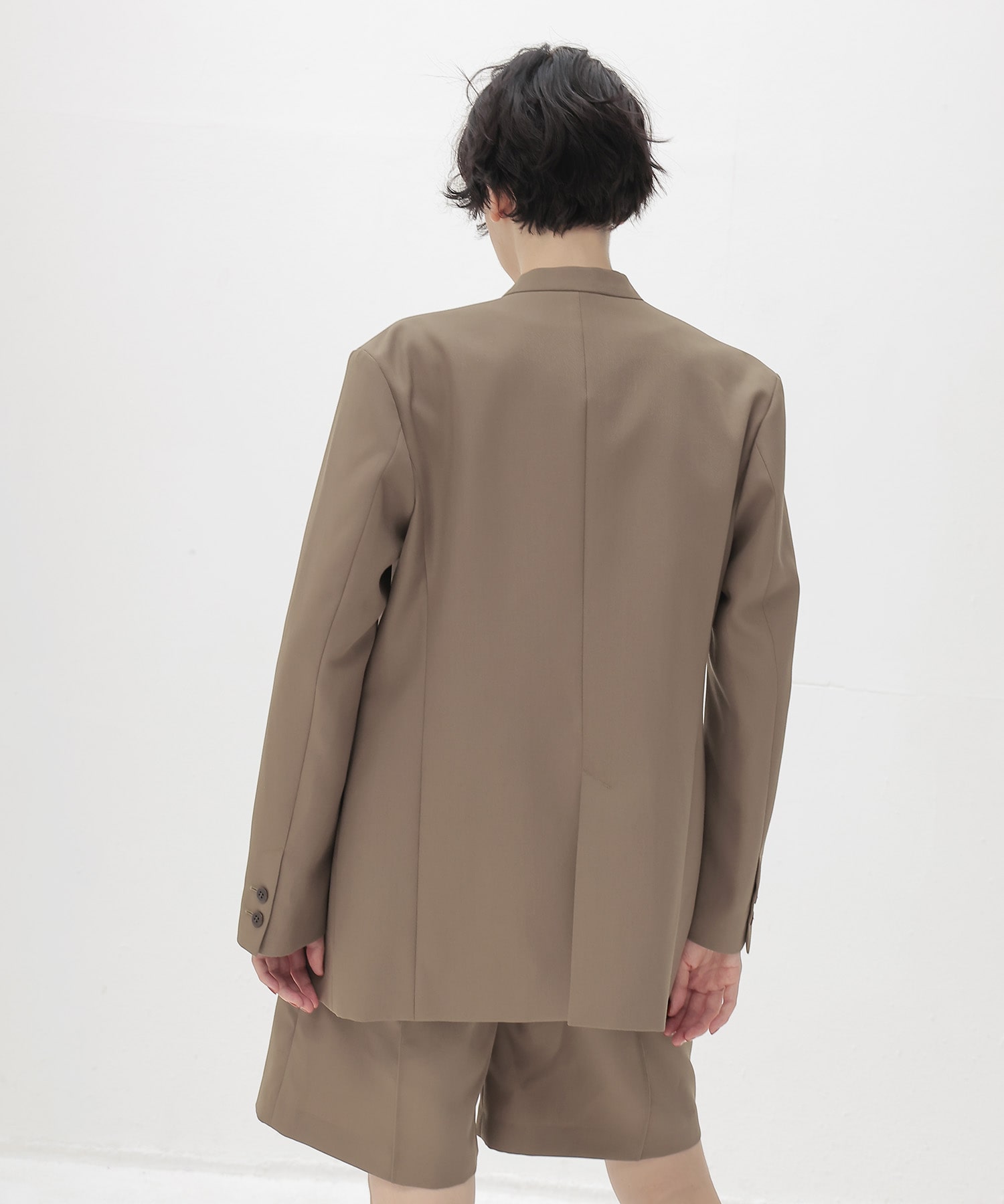 suiting collarless jacket