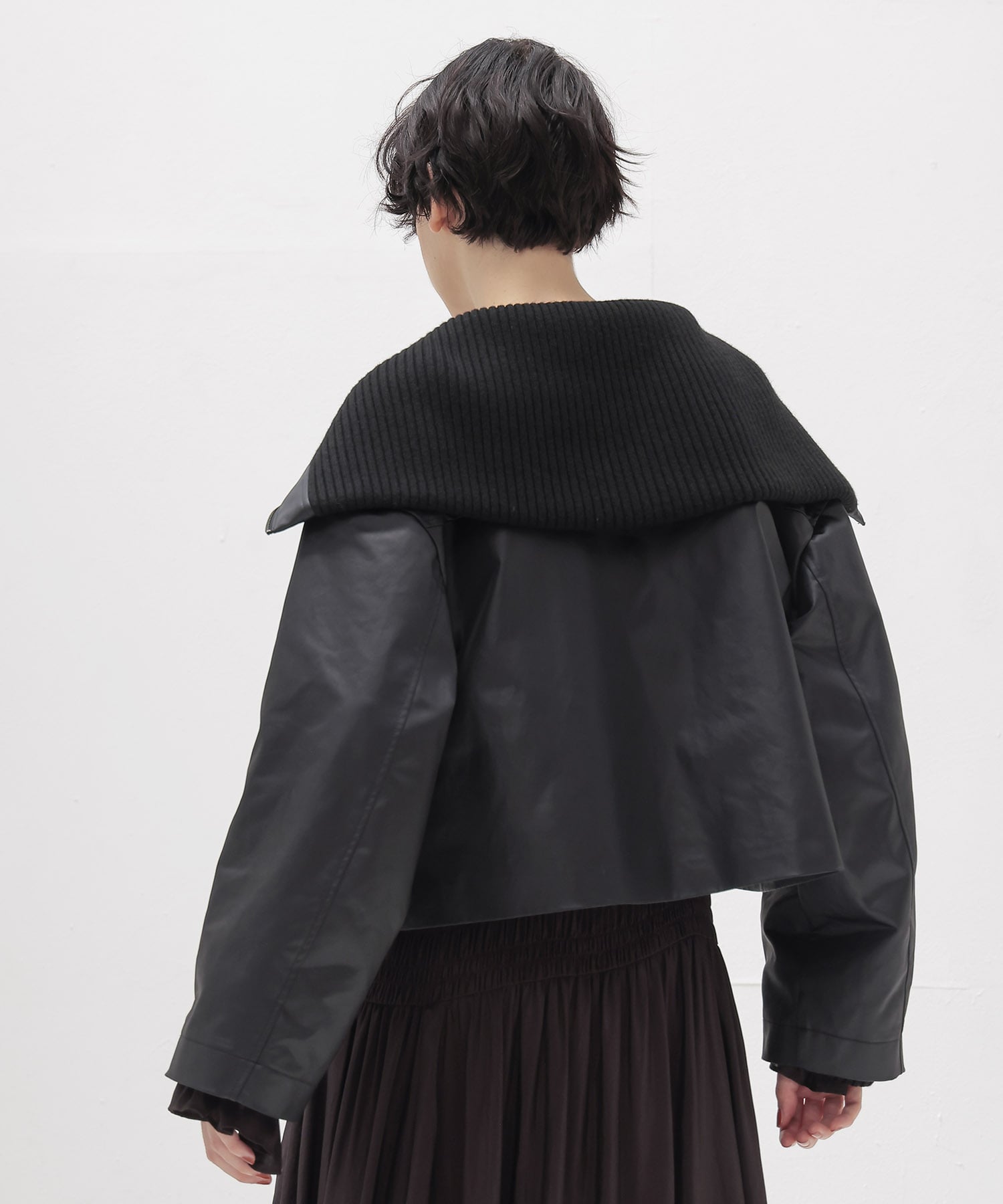 leather like short blouson
