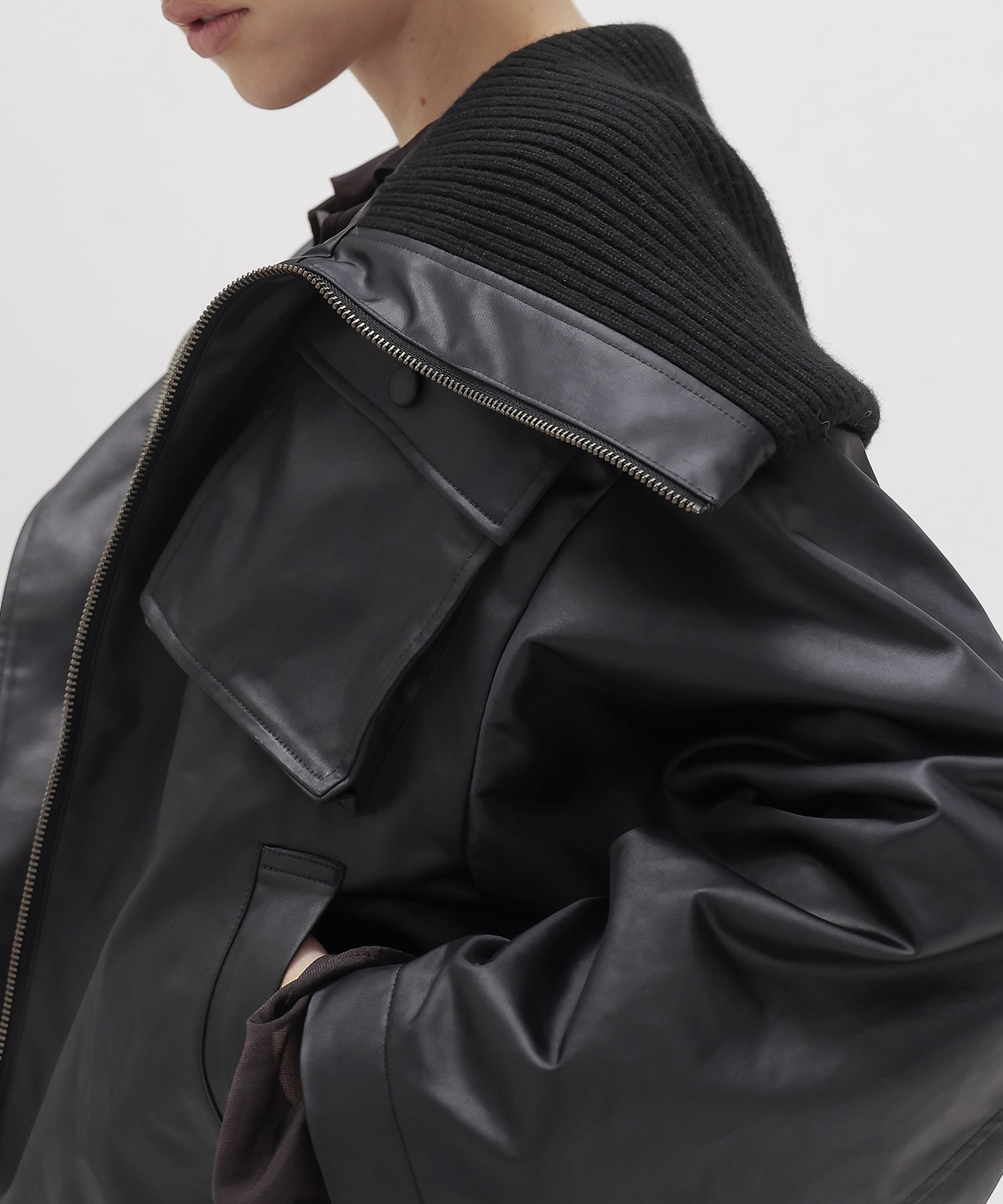 leather like short blouson