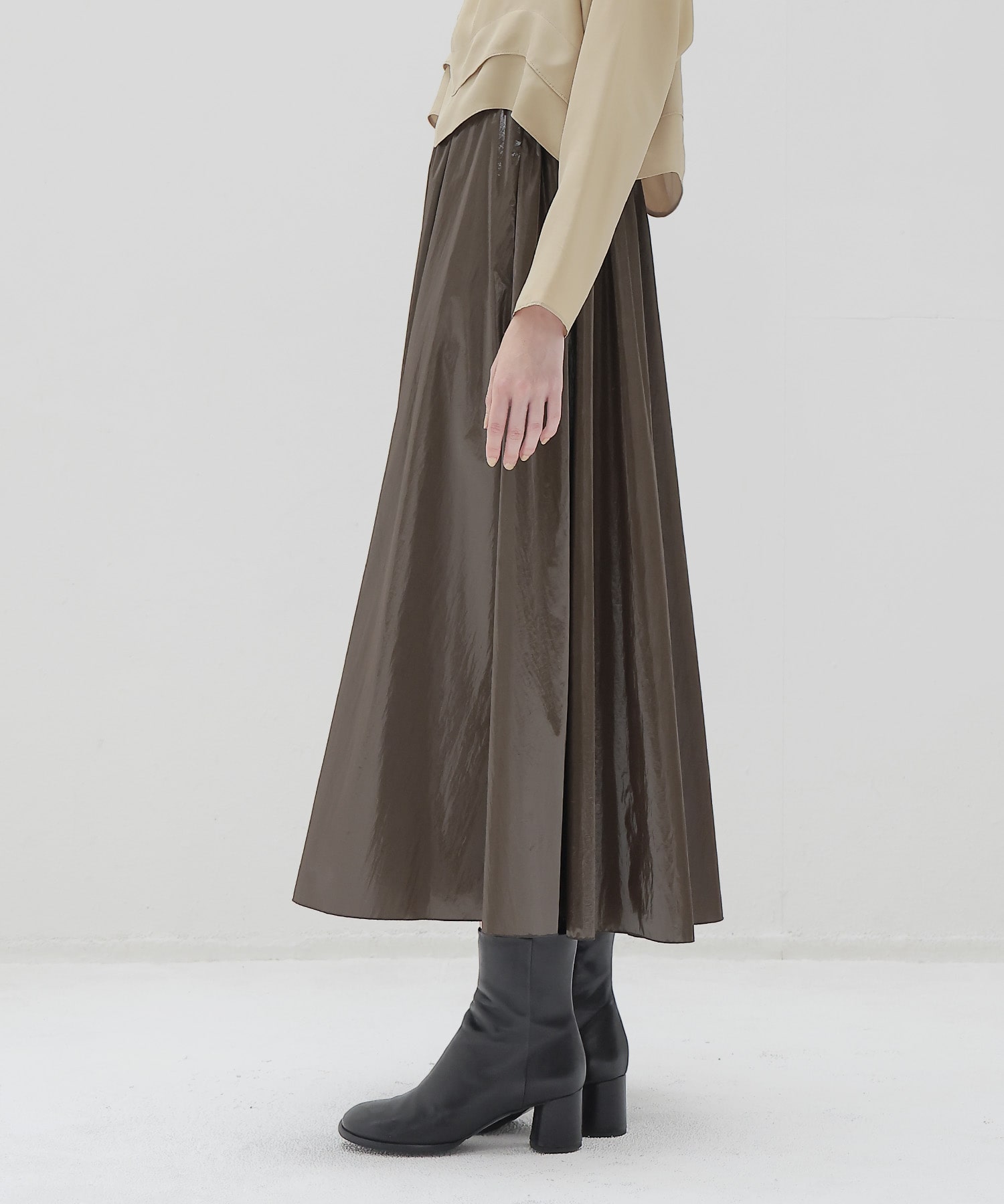 bright coating gather skirt