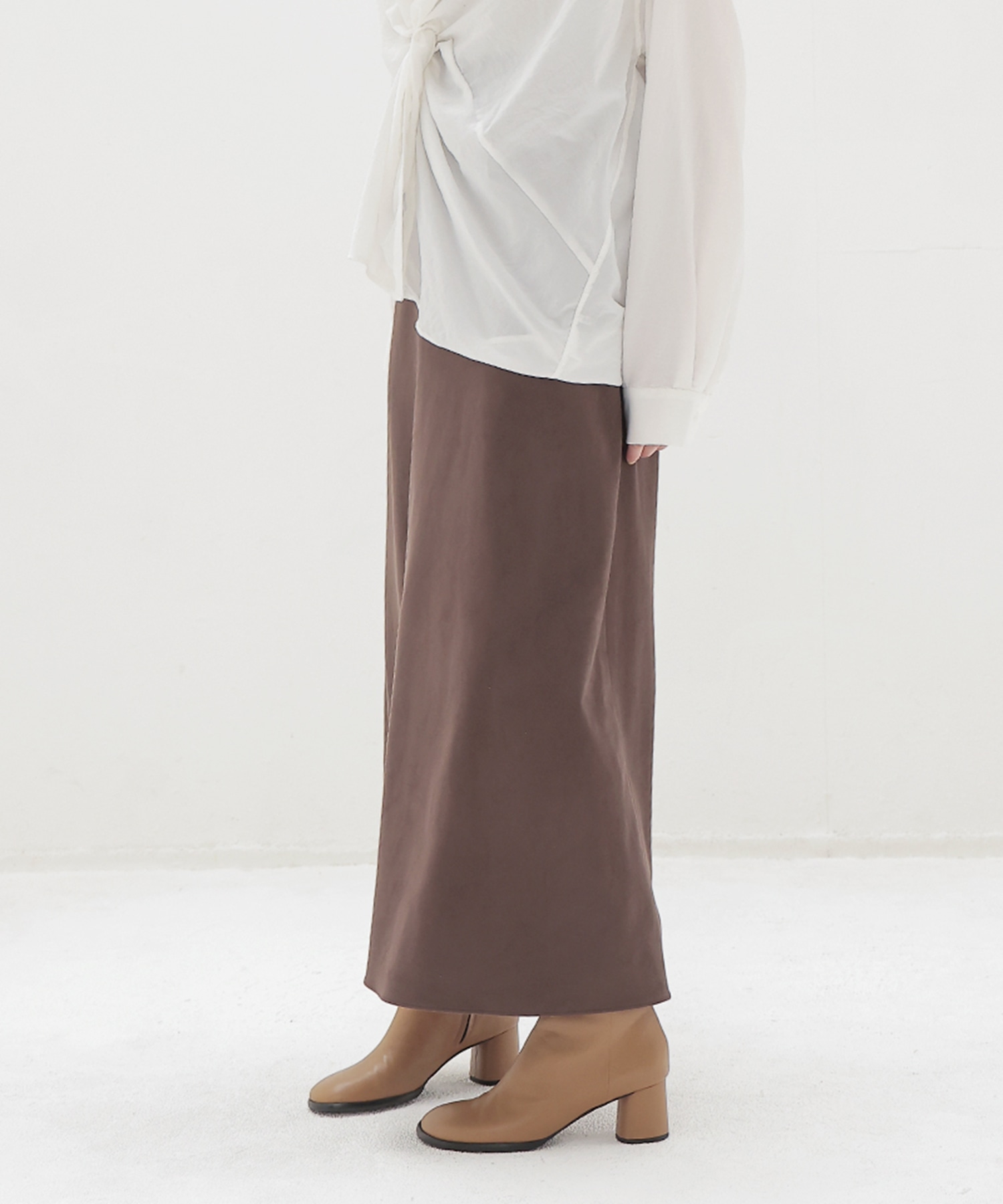 suede long skirt