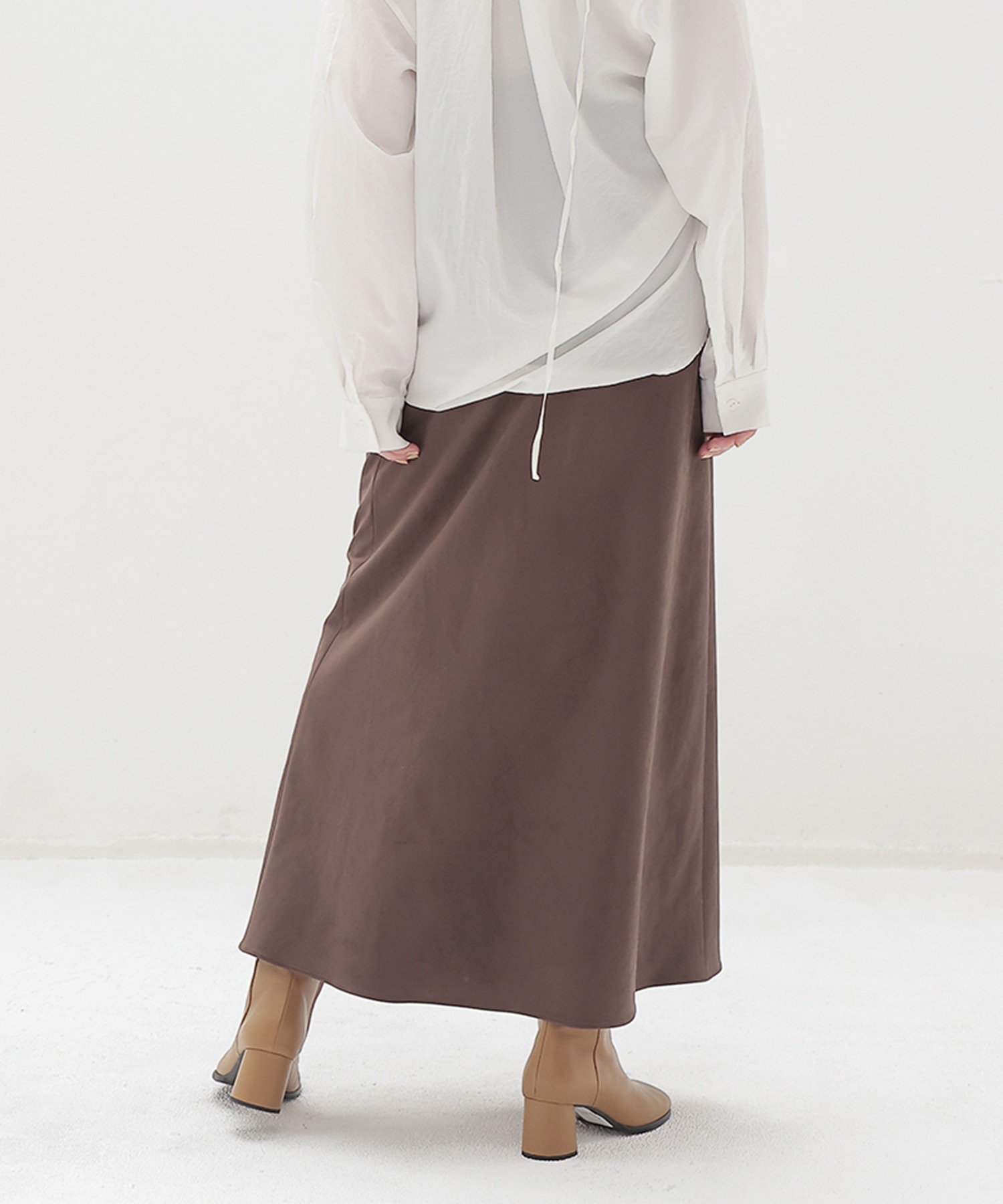 suede long skirt