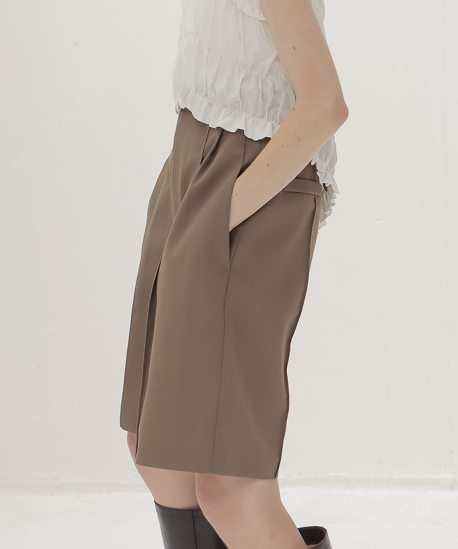 suiting short pants