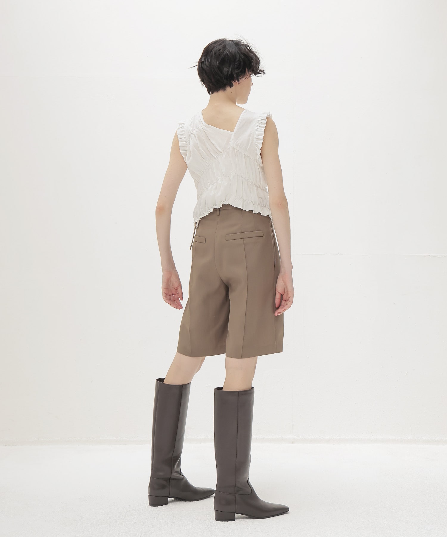 suiting short pants