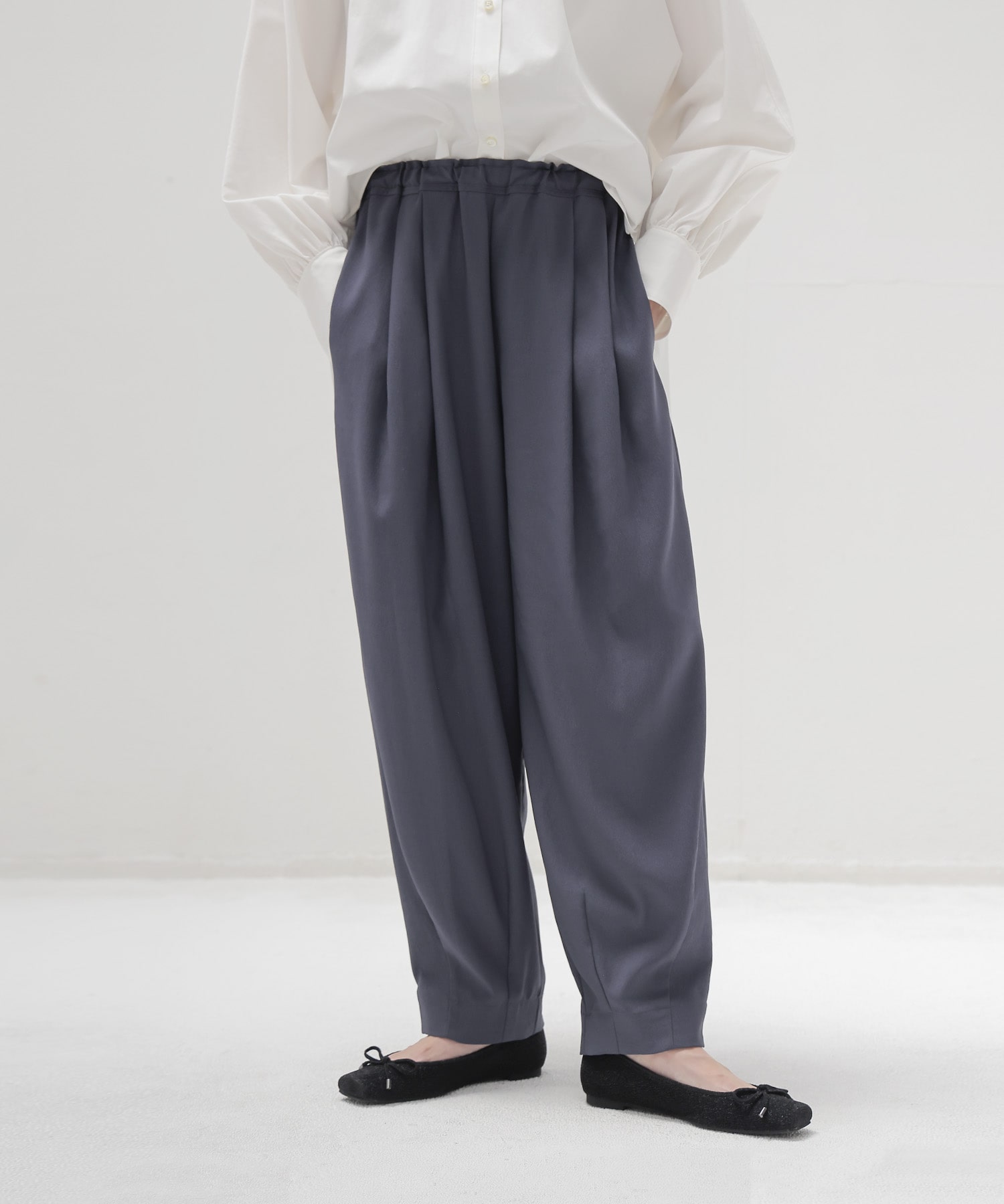 drape carrot pants