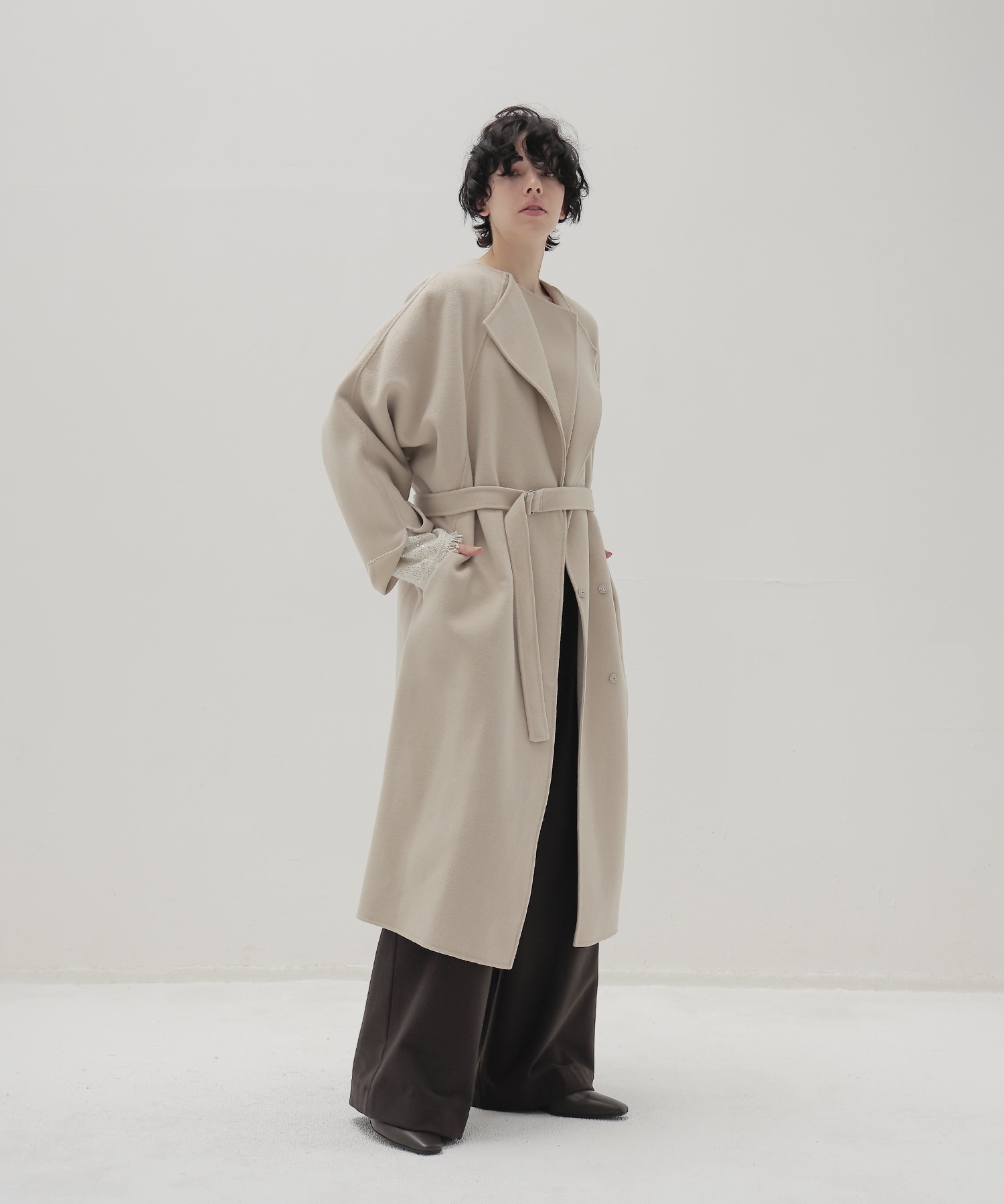 beaver W collar rever long coat