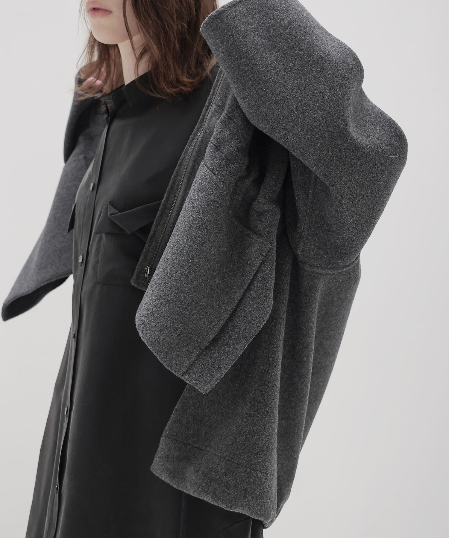 beaver long zip rever short coat