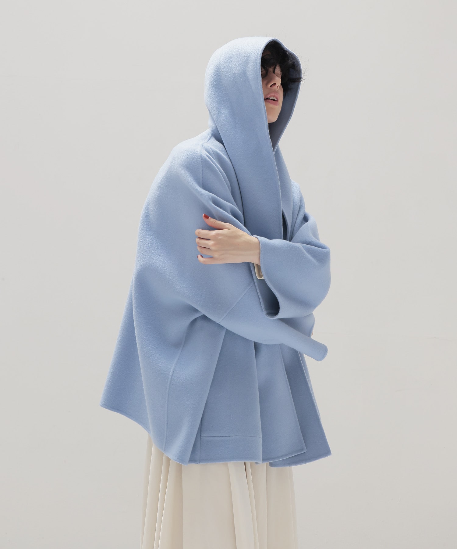 hood middle rever gown