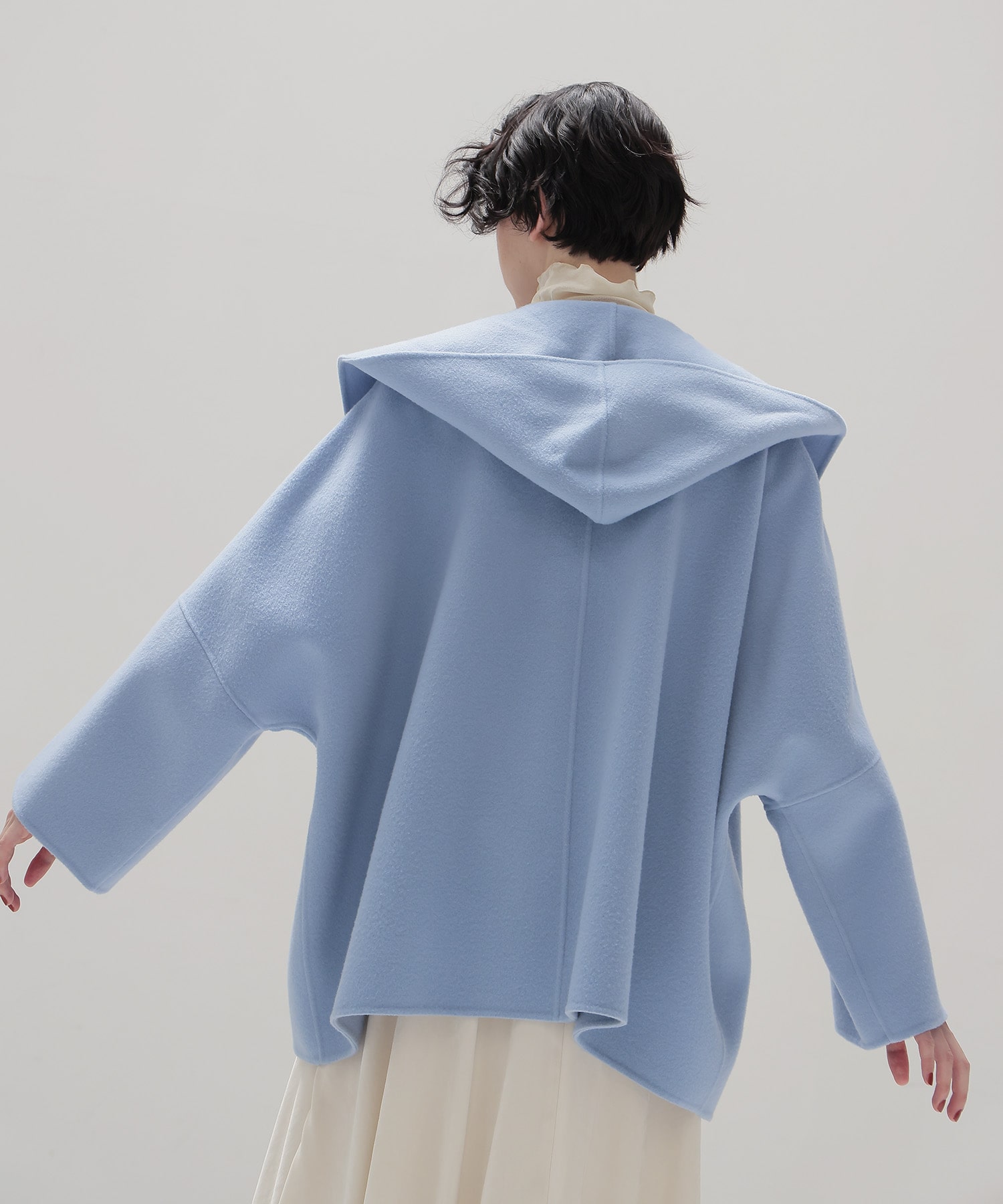 hood middle rever gown
