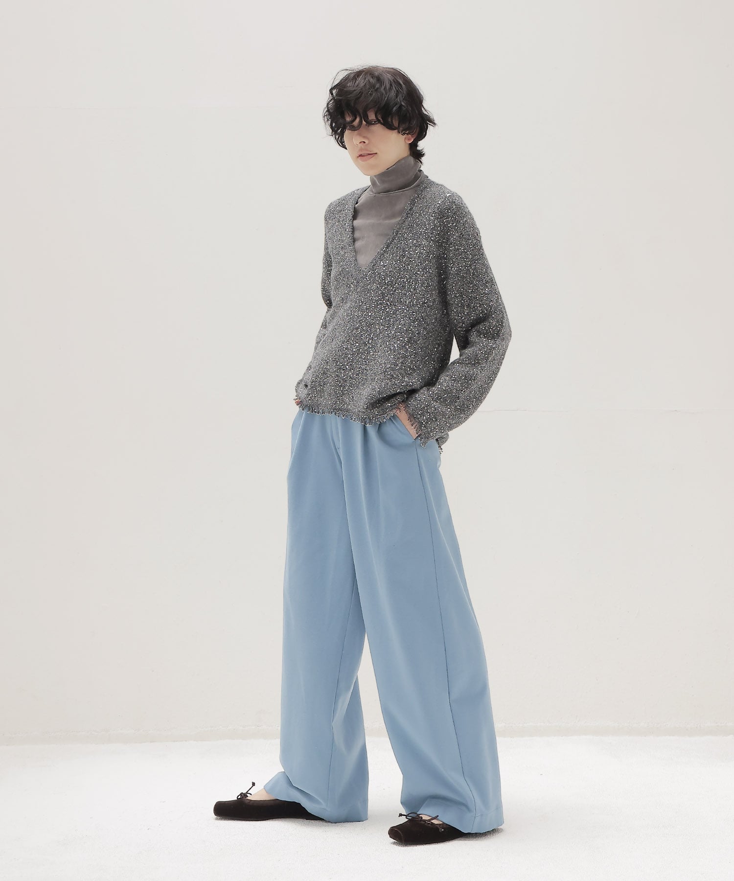 sequins lame deep Vneck pullover