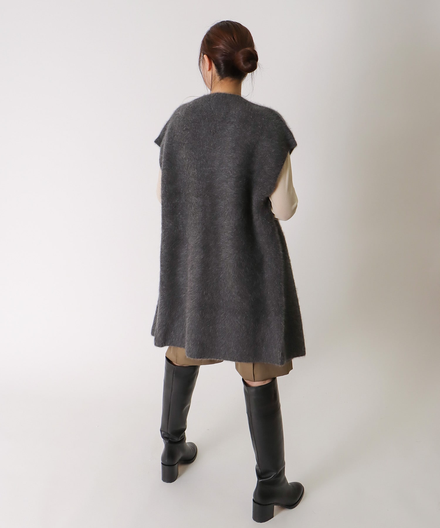 yak fox zip gilet