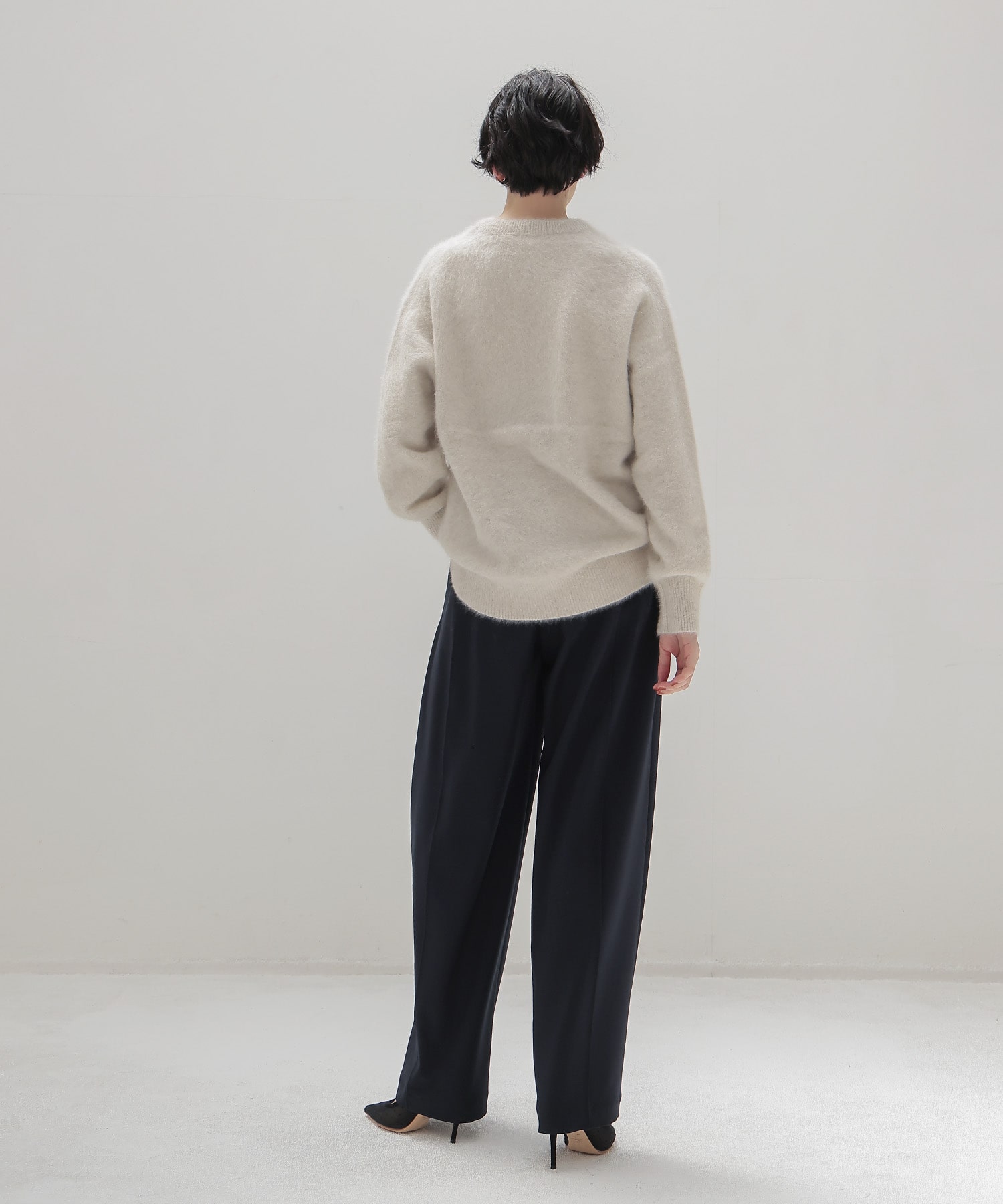 back brush 2tuck trousers