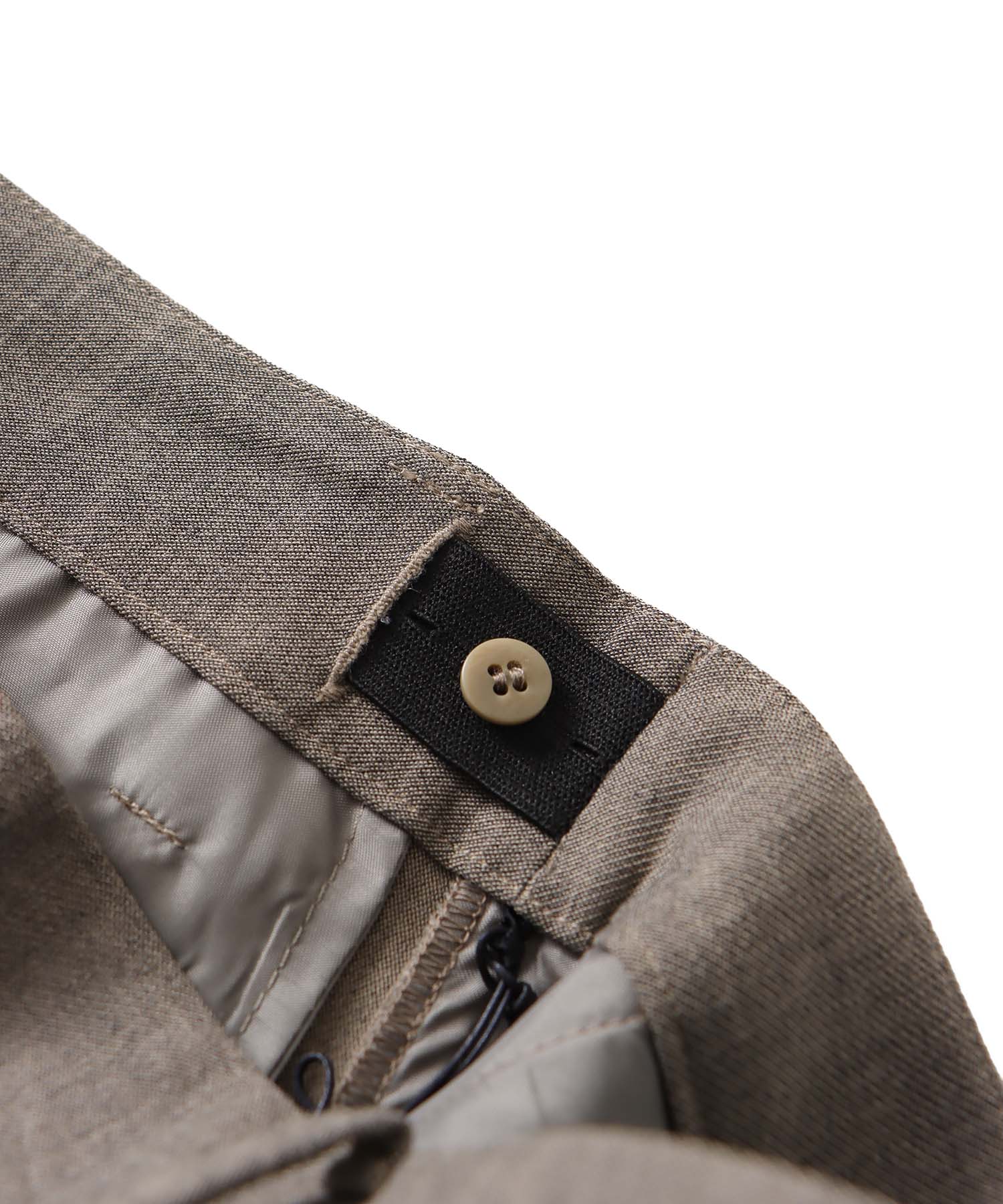 twill woven barrel one tuck pants