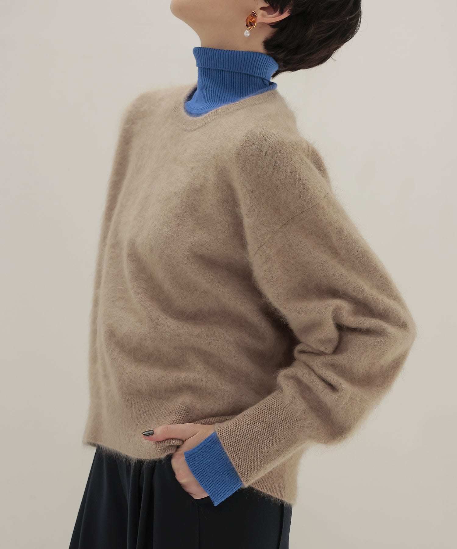 royal cashmere fluffy crew neck