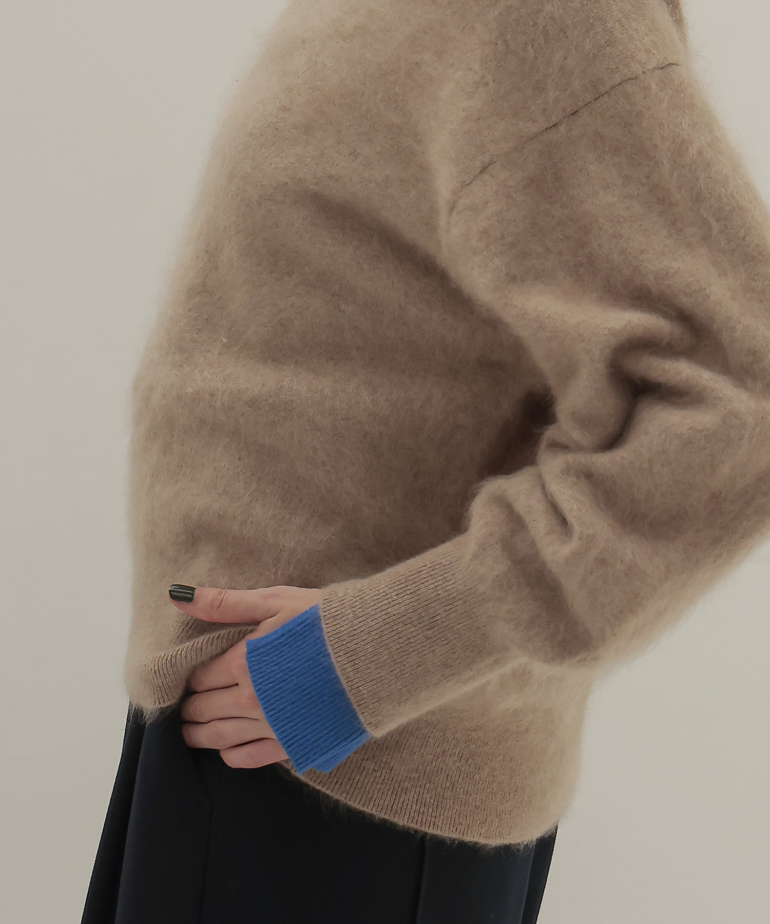 royal cashmere fluffy crew neck