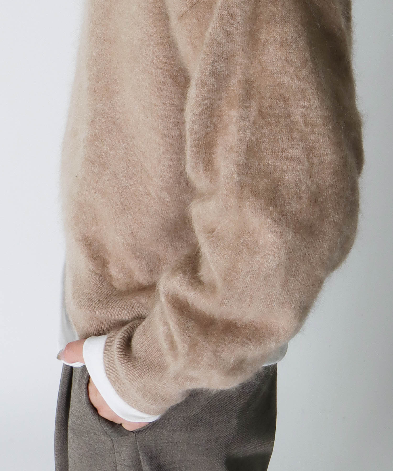 yak fox crewneck pullover