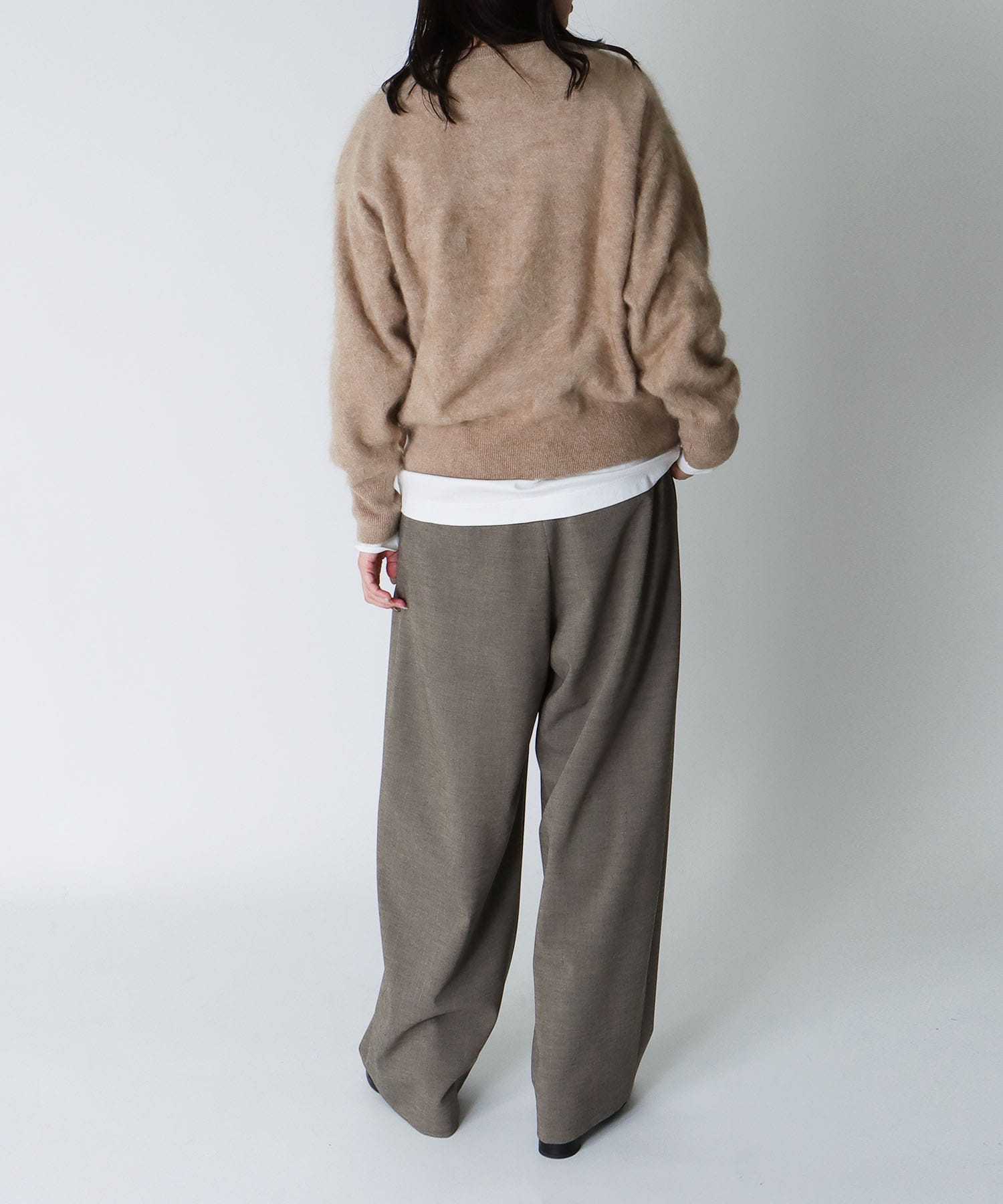 yak fox crewneck pullover