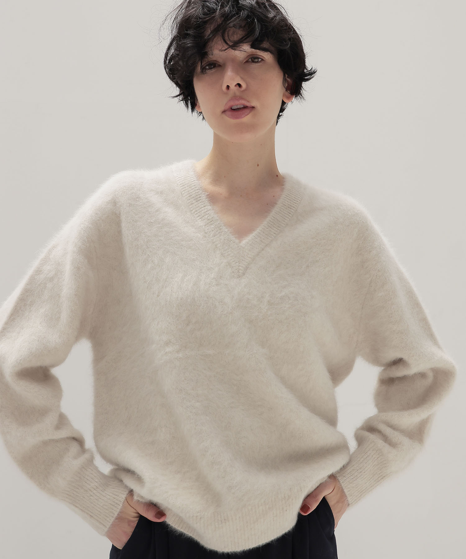 fox cashmere vneck pullover