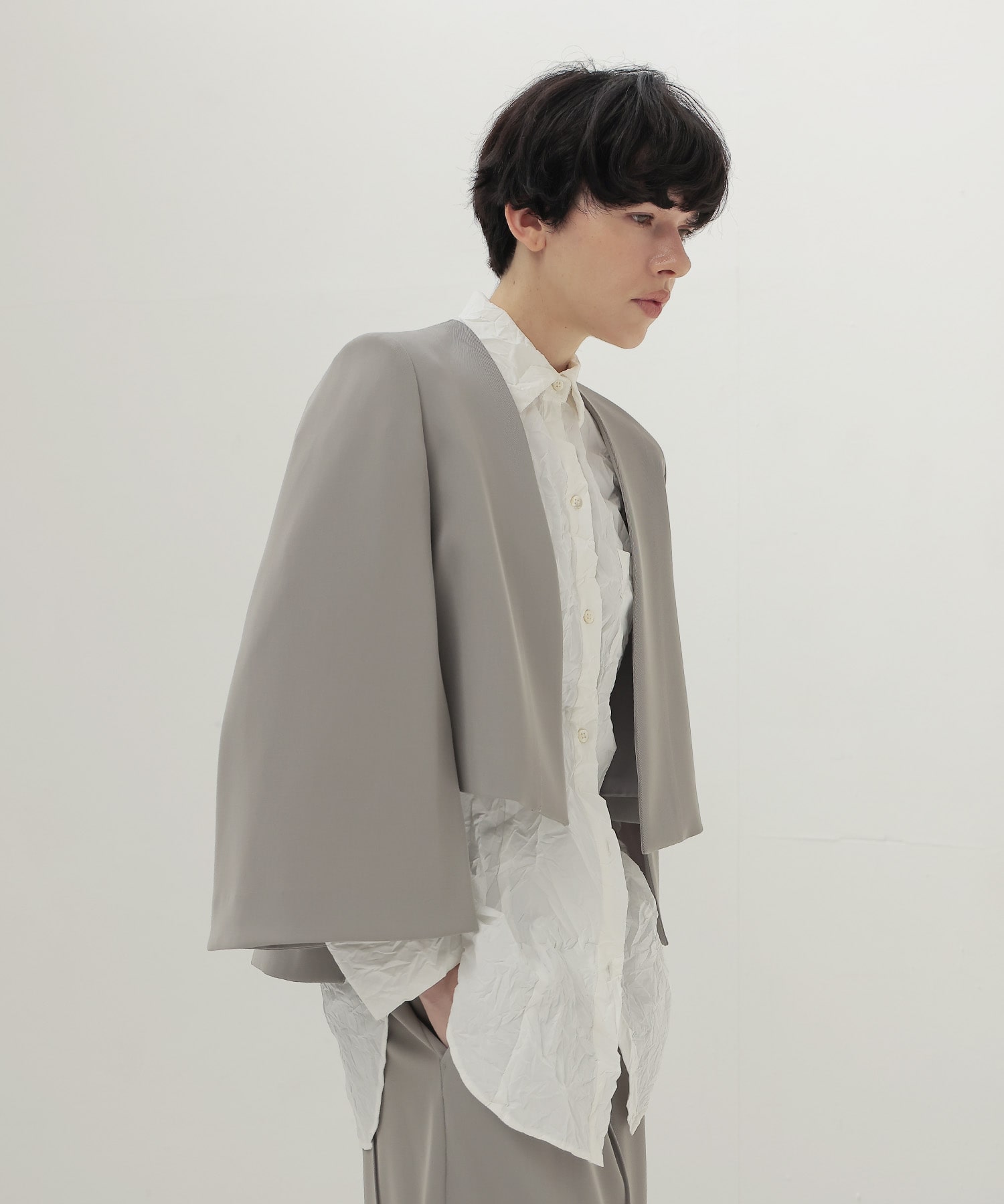 slit sleeve cape jacket