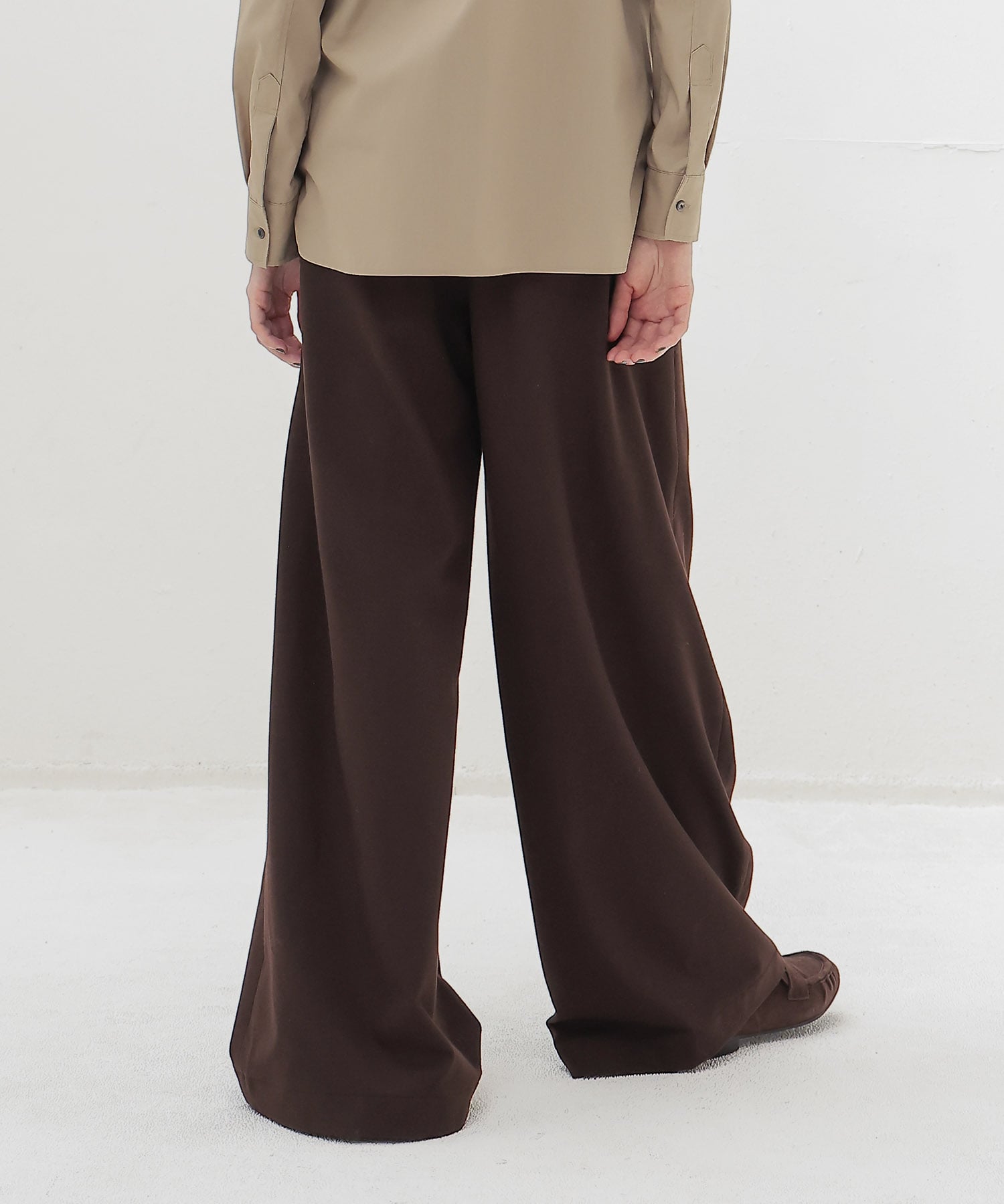 w brush waist gather pants