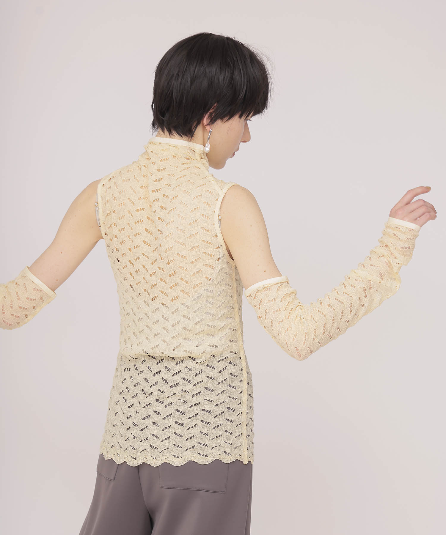 sleeveless pull & armwarmer