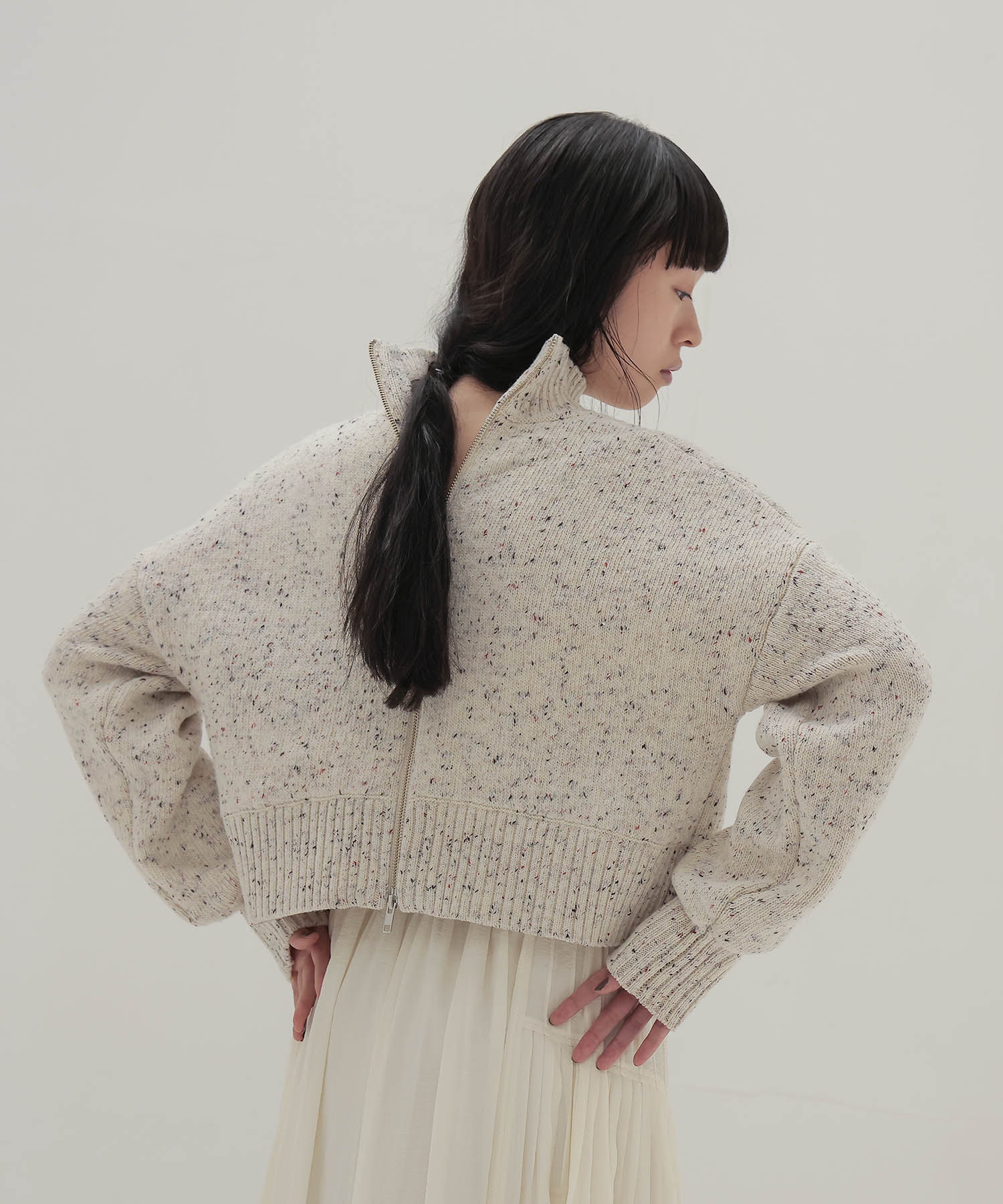 color grain turtleneck short pull