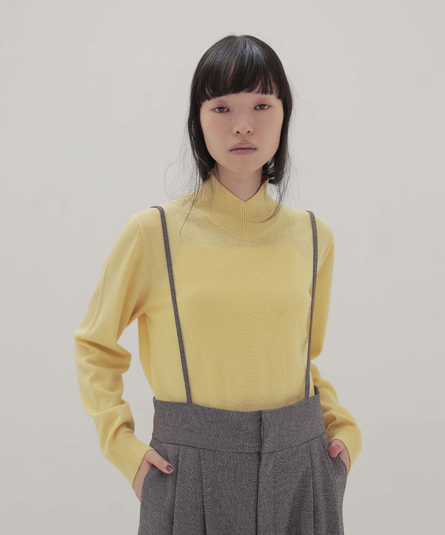 basolan wool V highneck pullover