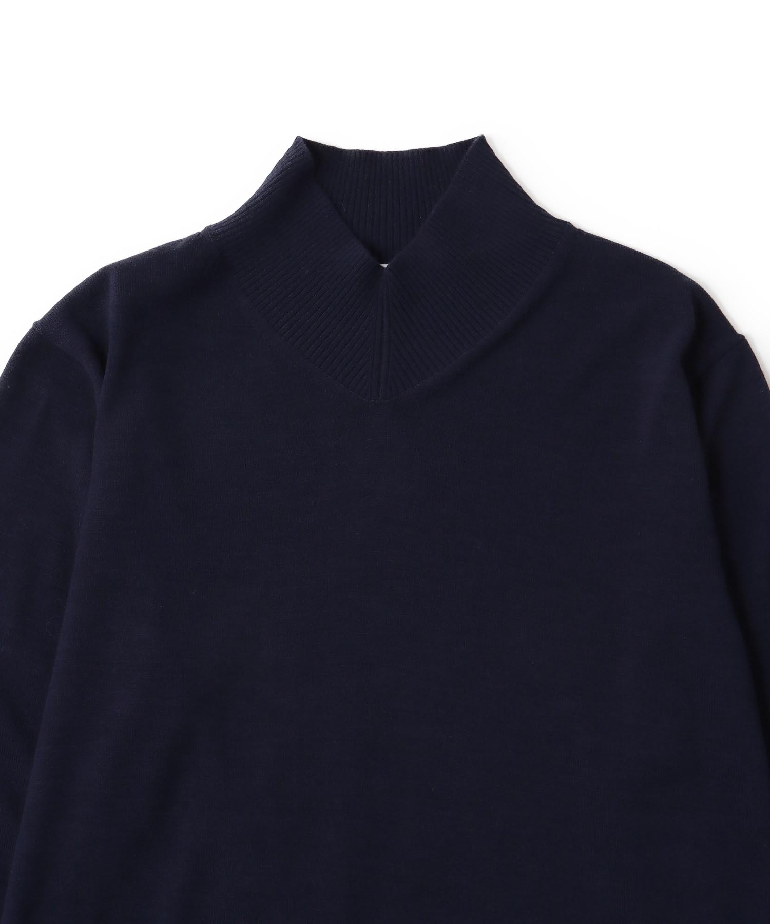 basolan wool V highneck pullover