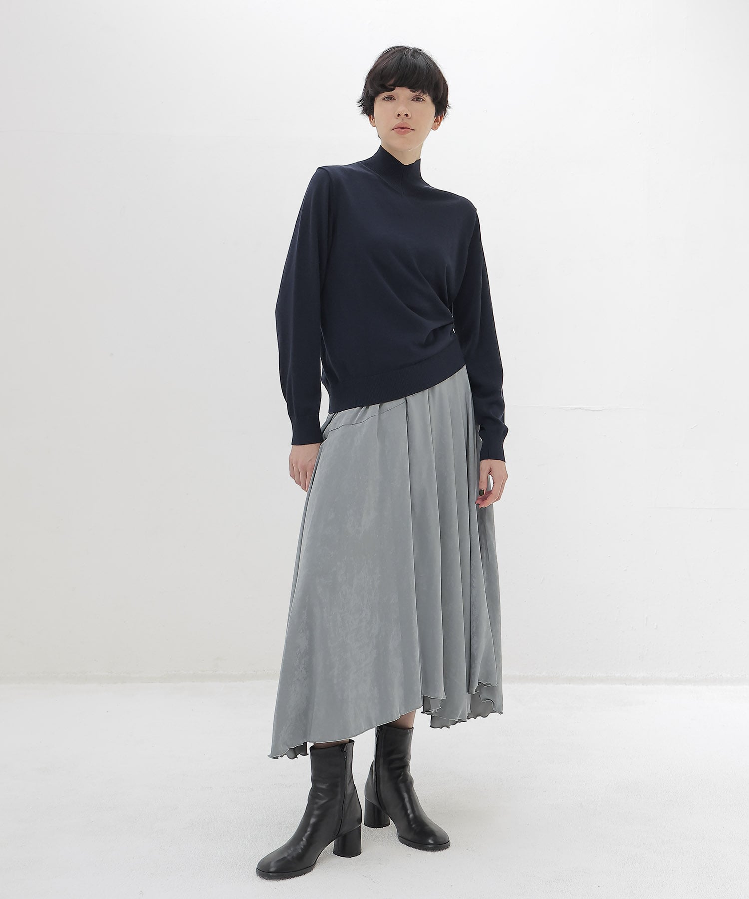 basolan wool V highneck pullover
