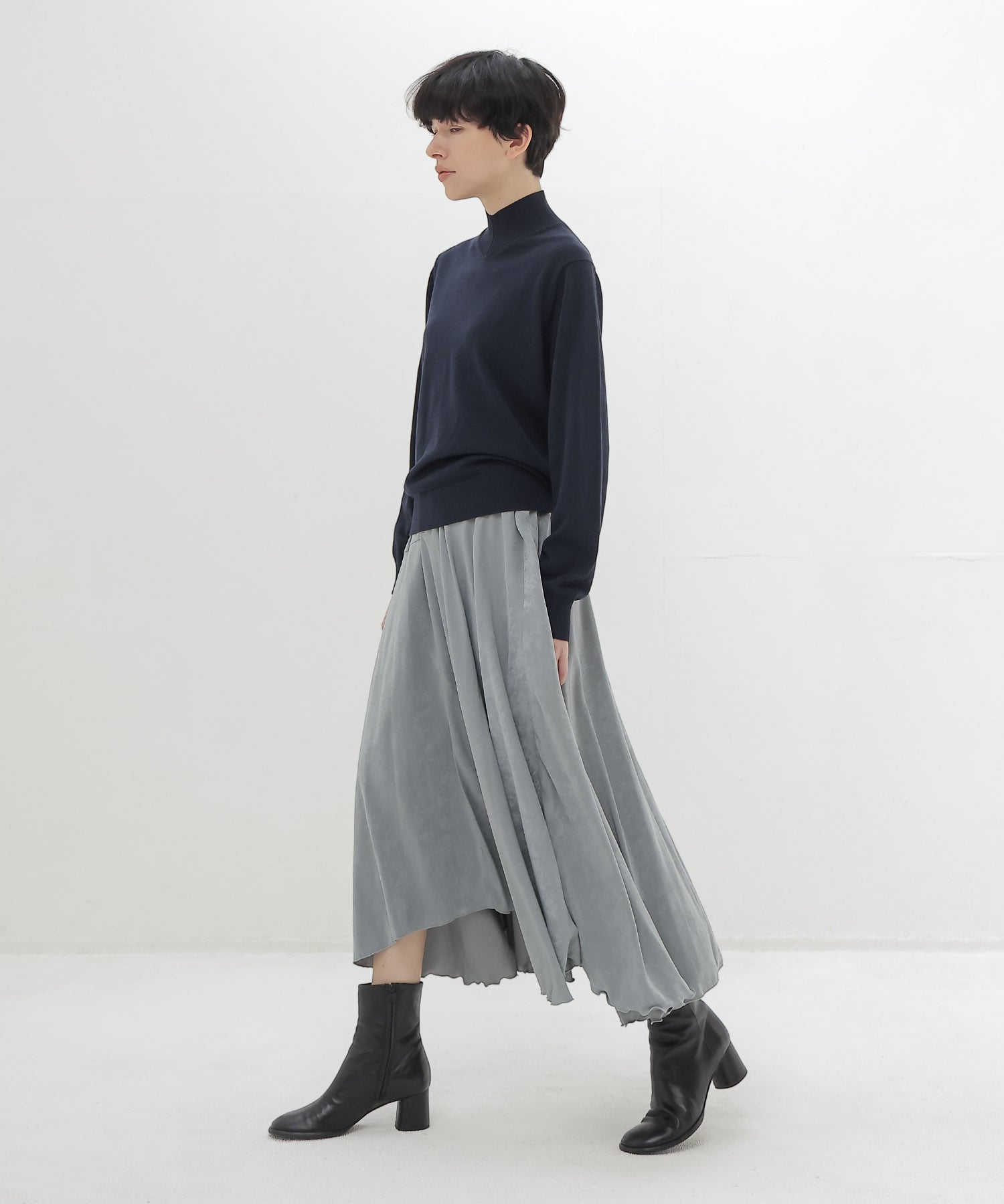 basolan wool V highneck pullover