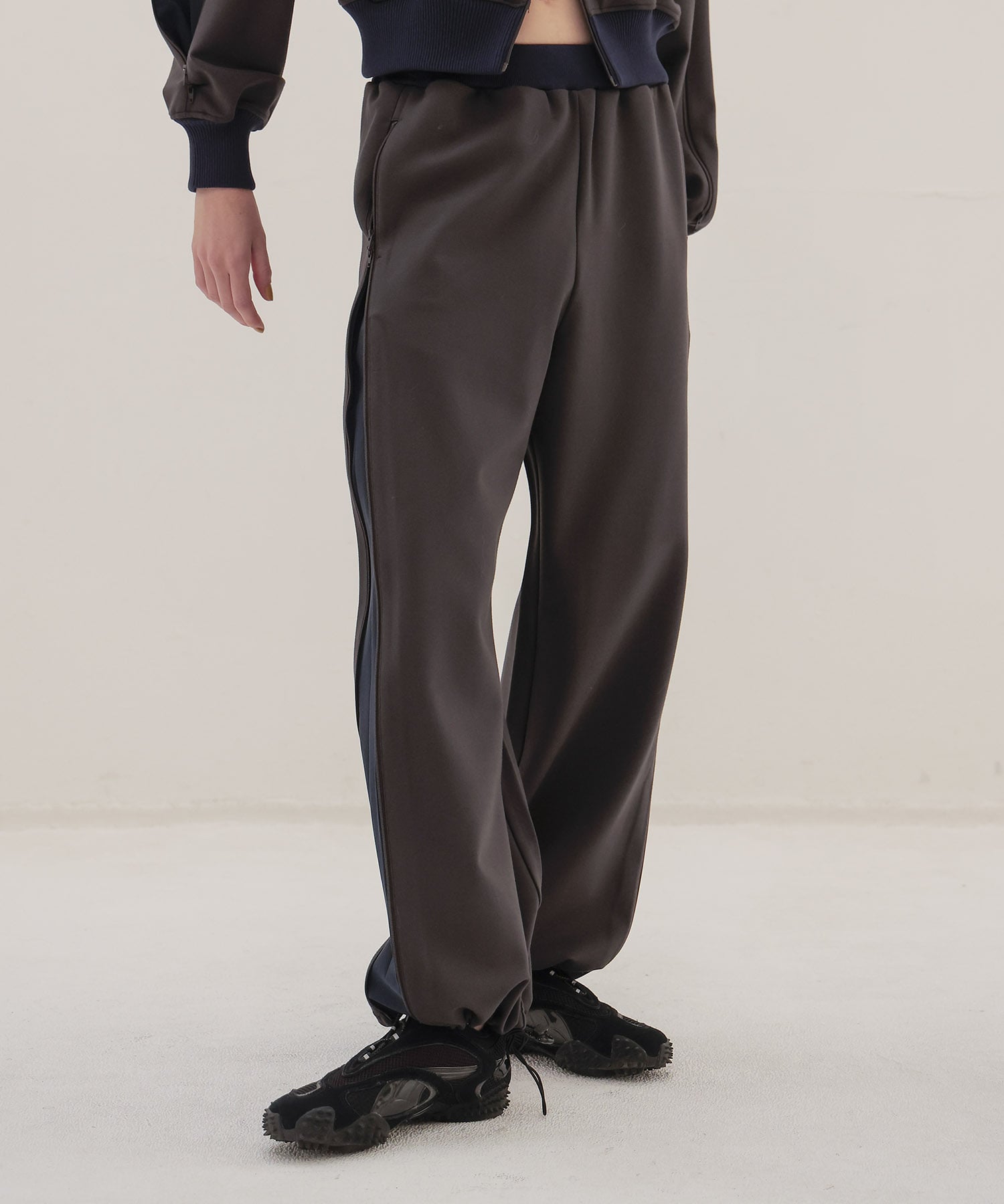 set up jersey pants