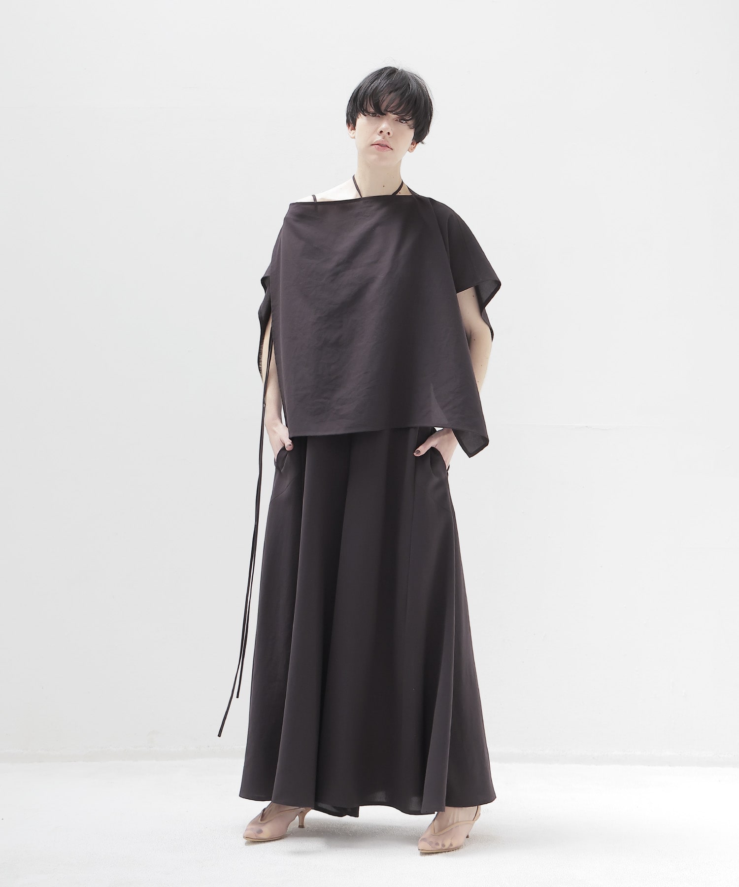 deep V cami all in one × stole set