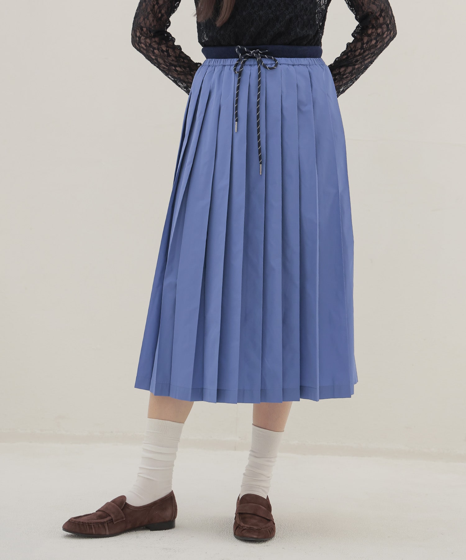 taffeta one-way tuck skirt