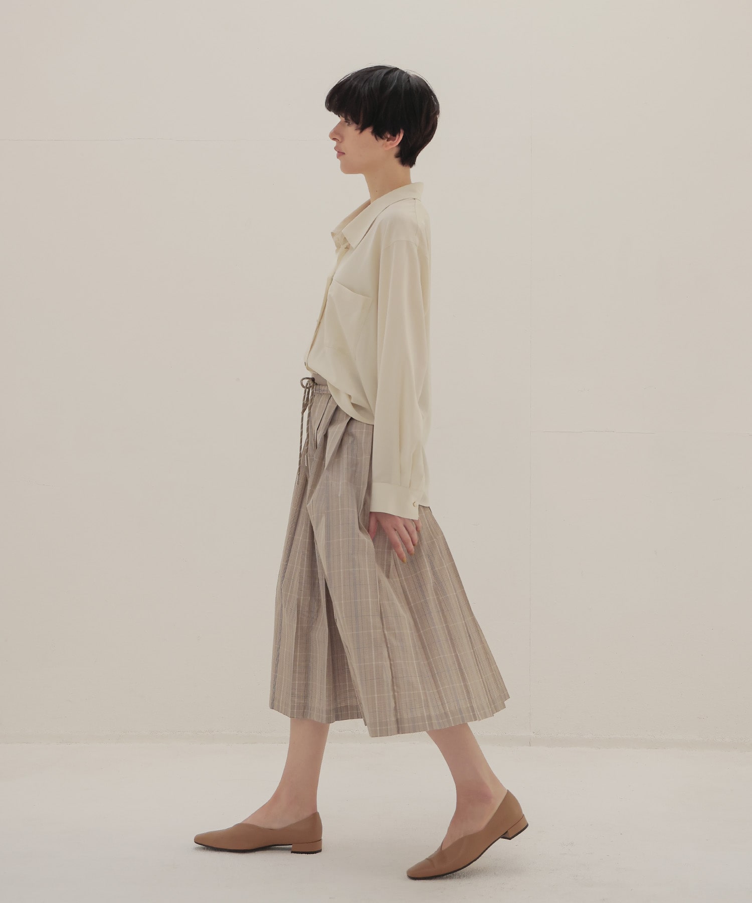 taffeta one-way tuck skirt