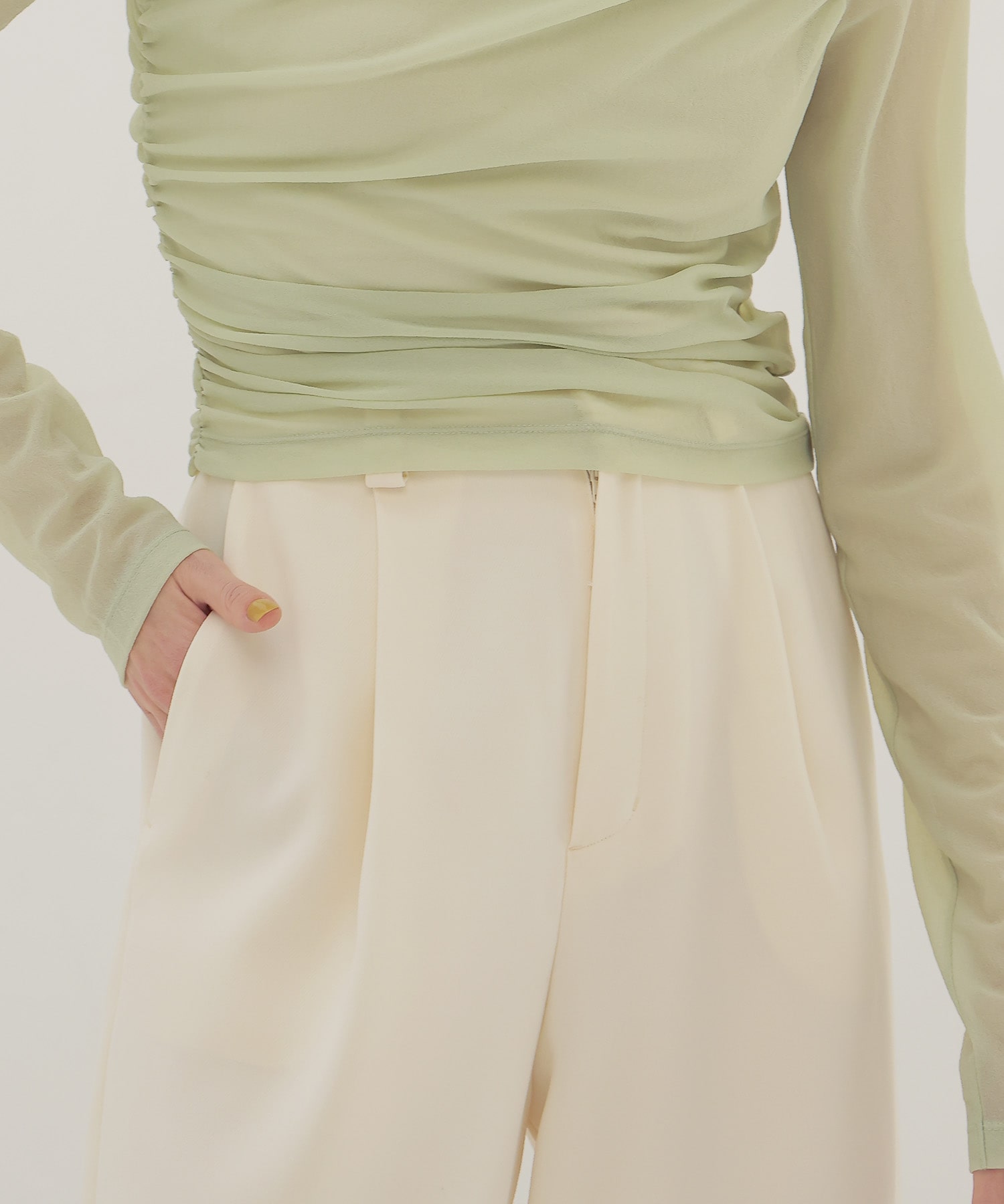 double satin hem tuck pants