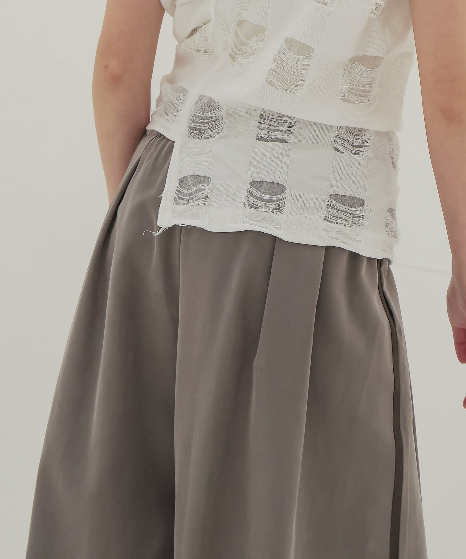 gather balloon line pants