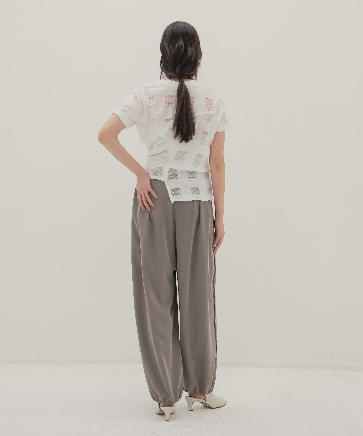 gather balloon line pants