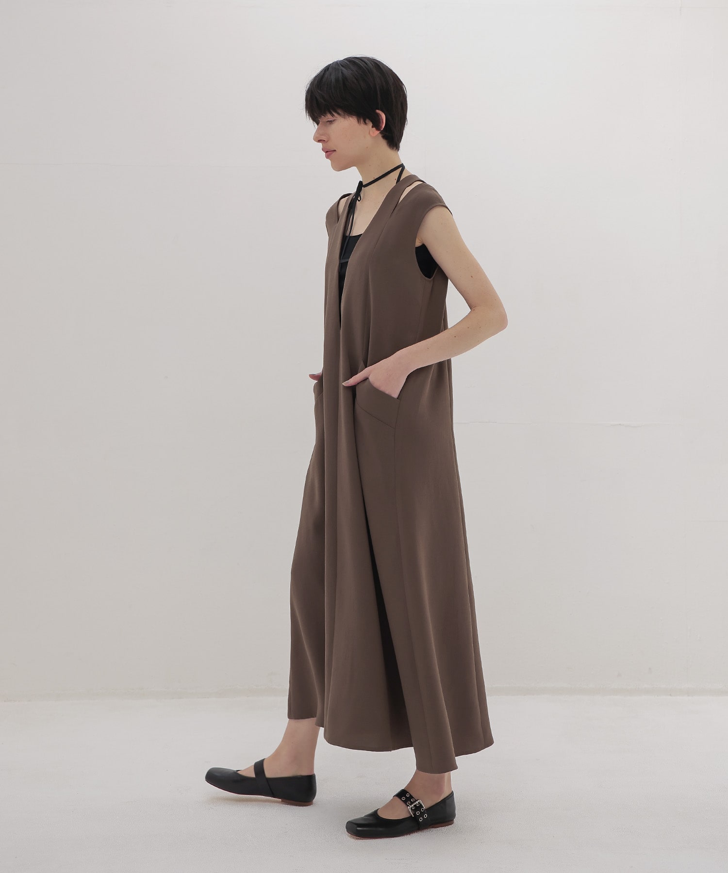 〔お家で試着〕shoulder slit dress