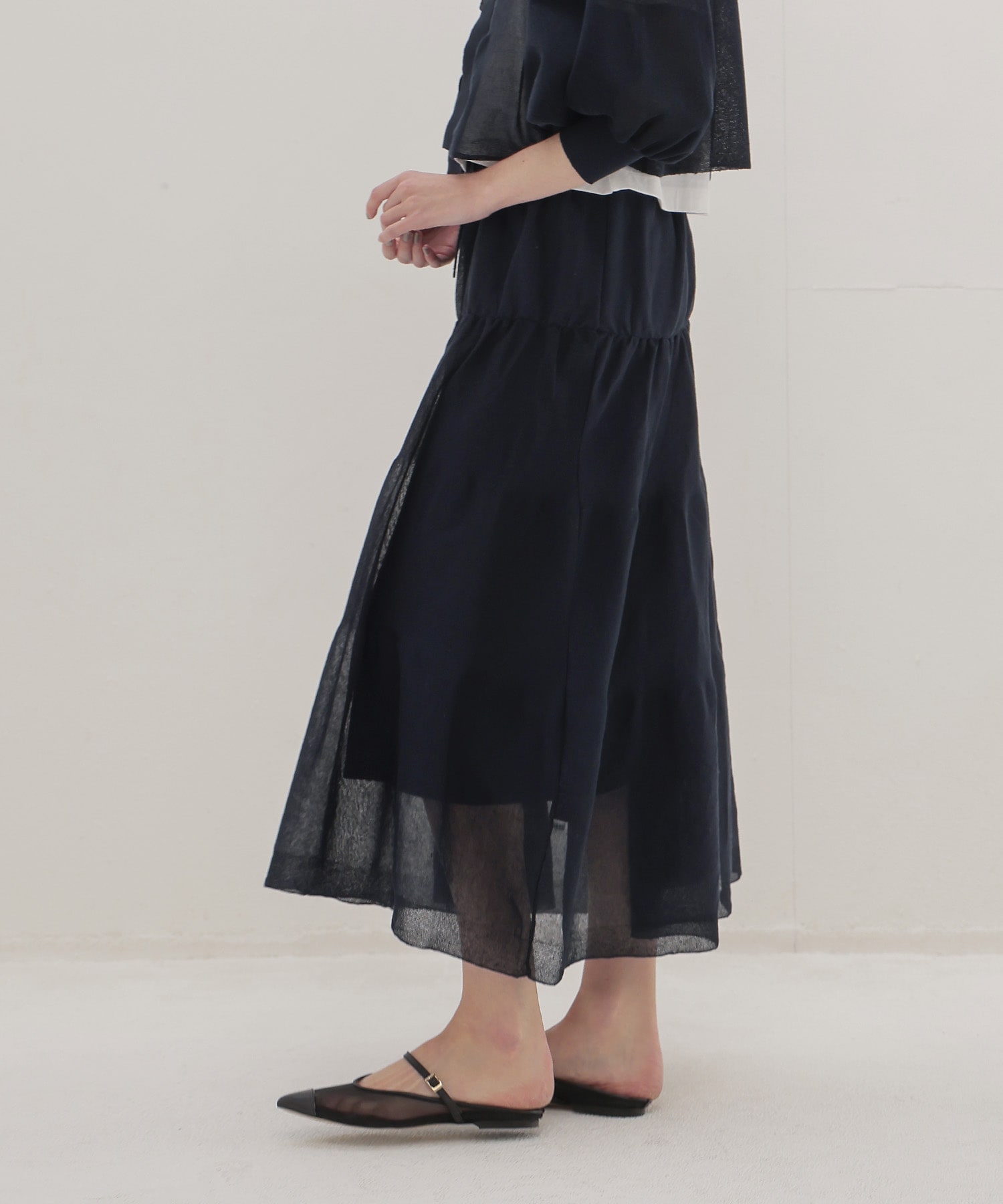 tiered airy skirt