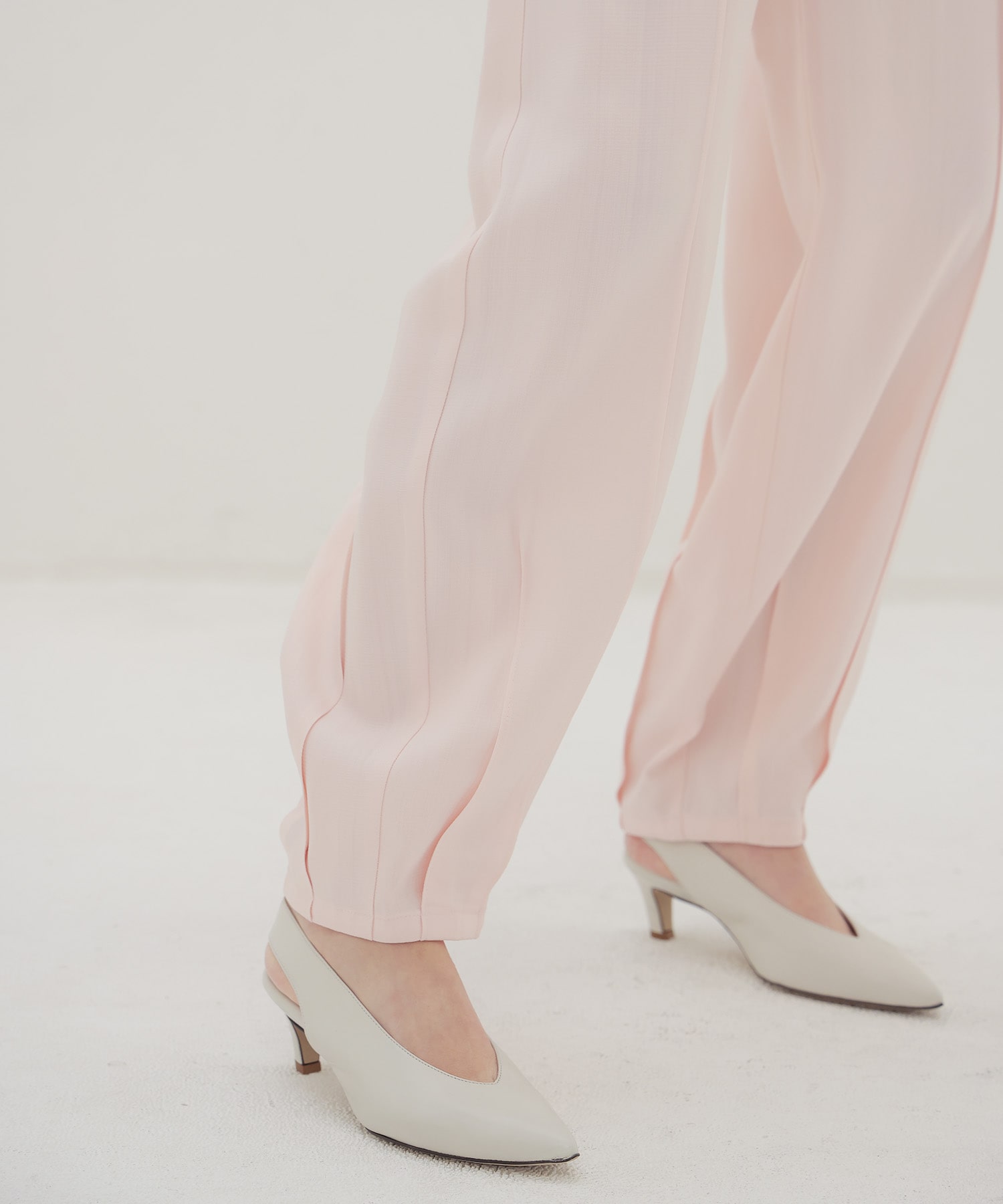 freezer balloon cropped pants