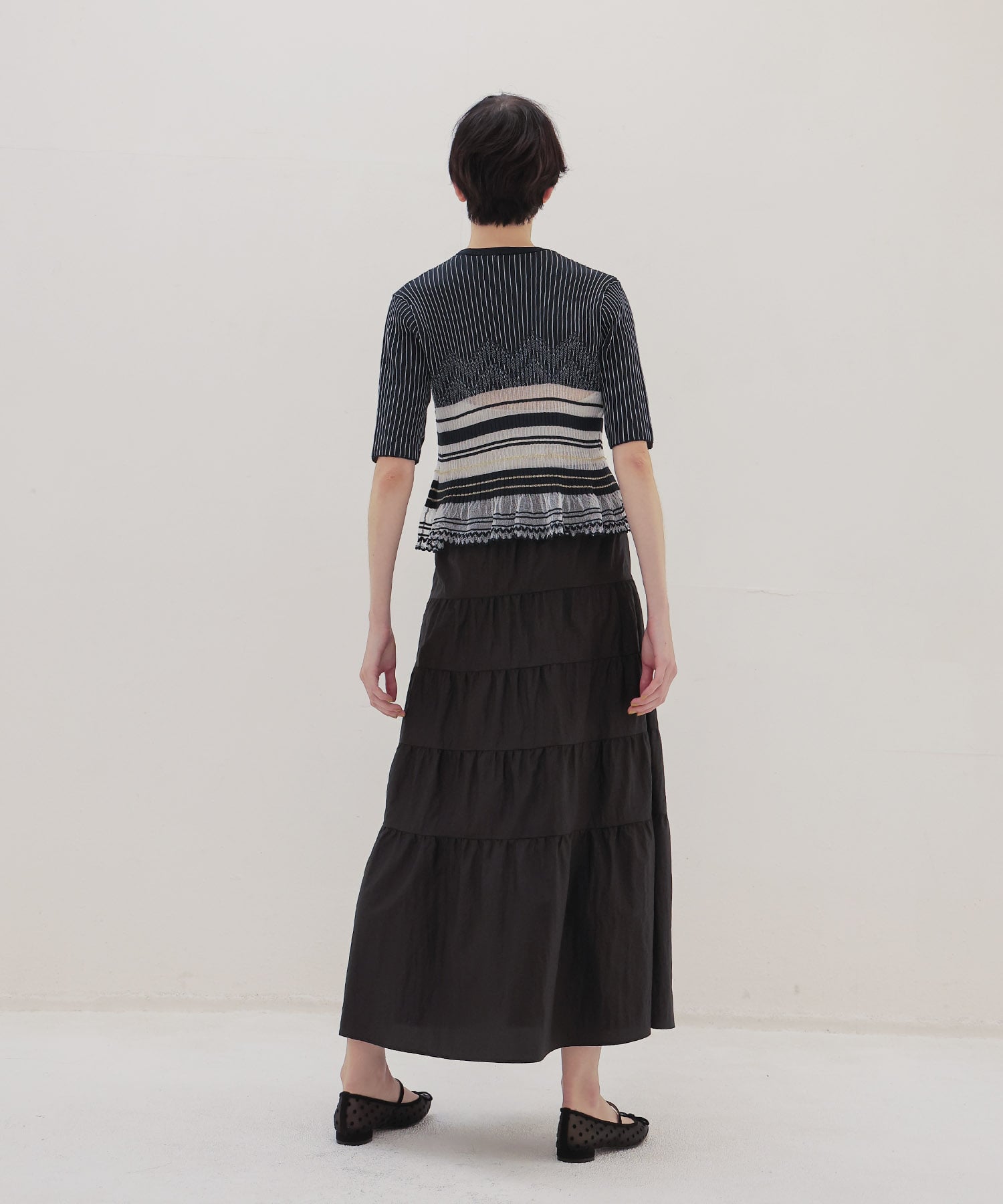 sheer shadow border half sleeve pullover