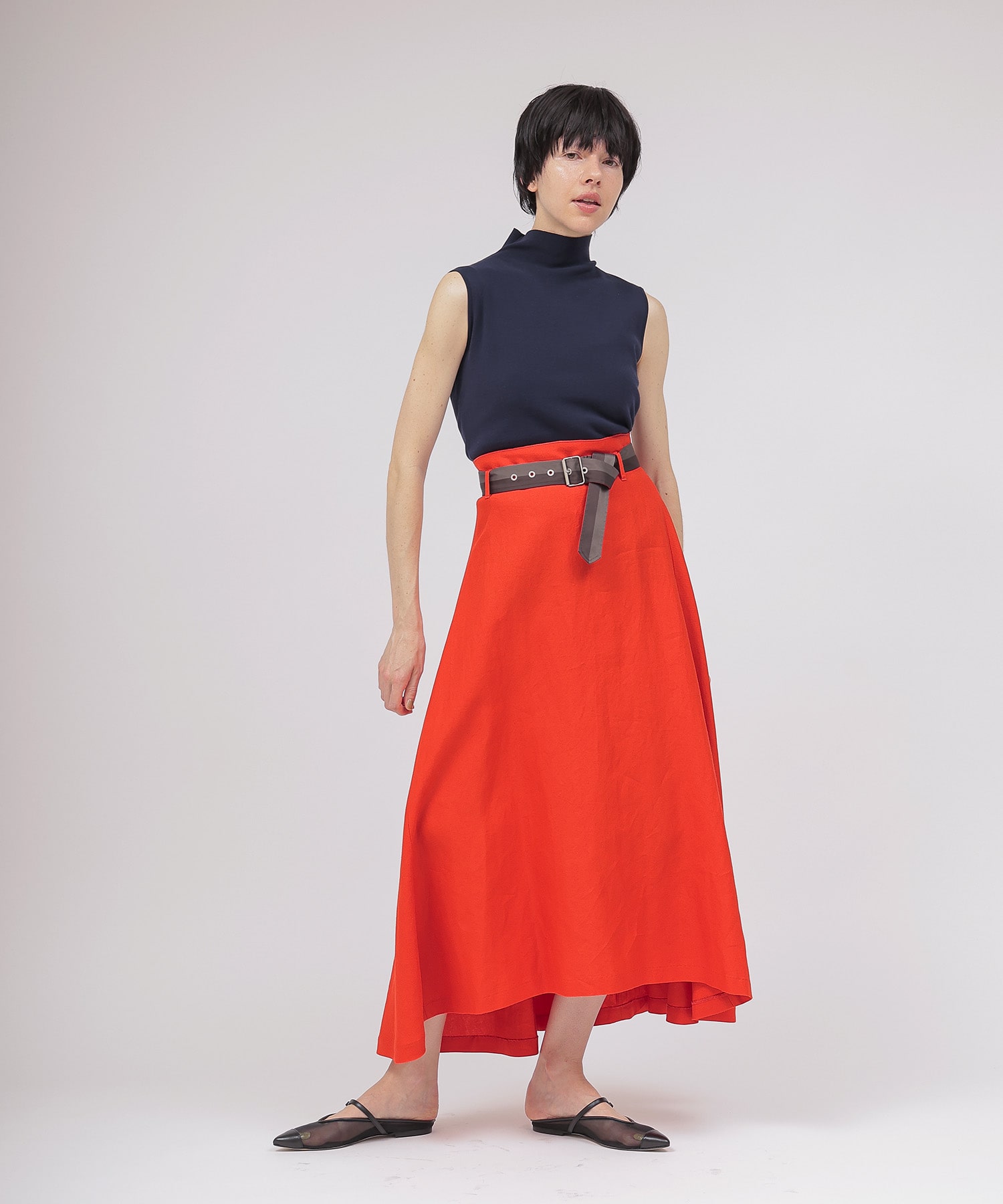 turtleneck sleeveless pullover