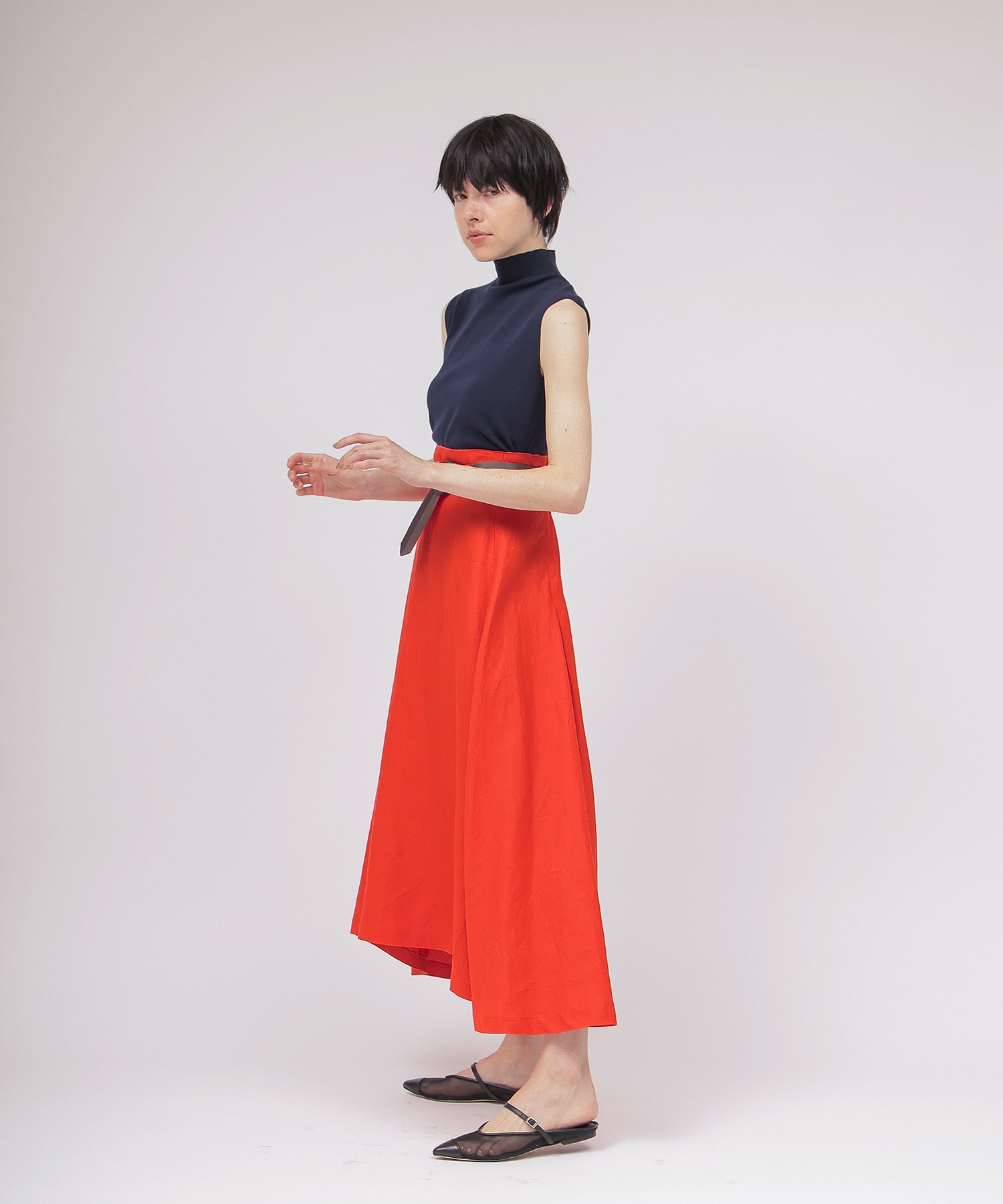 turtleneck sleeveless pullover