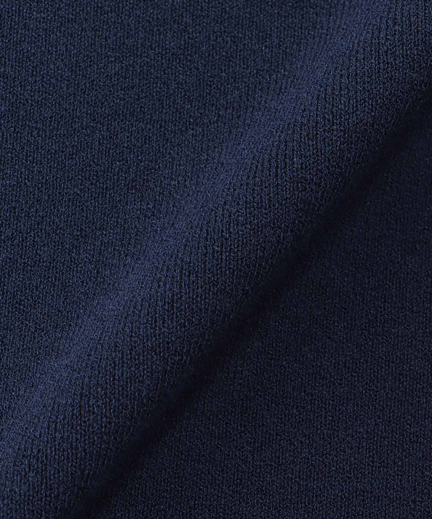 turtleneck sleeveless pullover