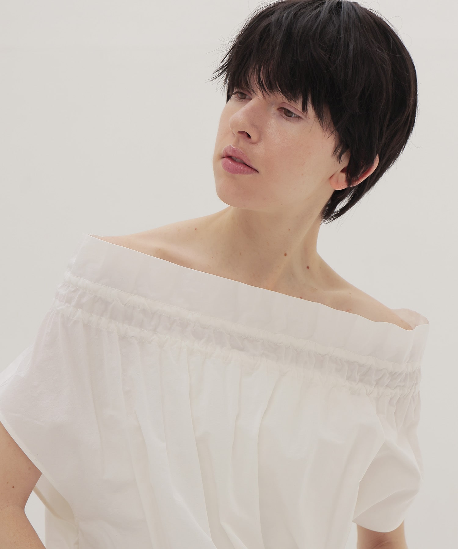 〔お家で試着〕2way frill collar blouse