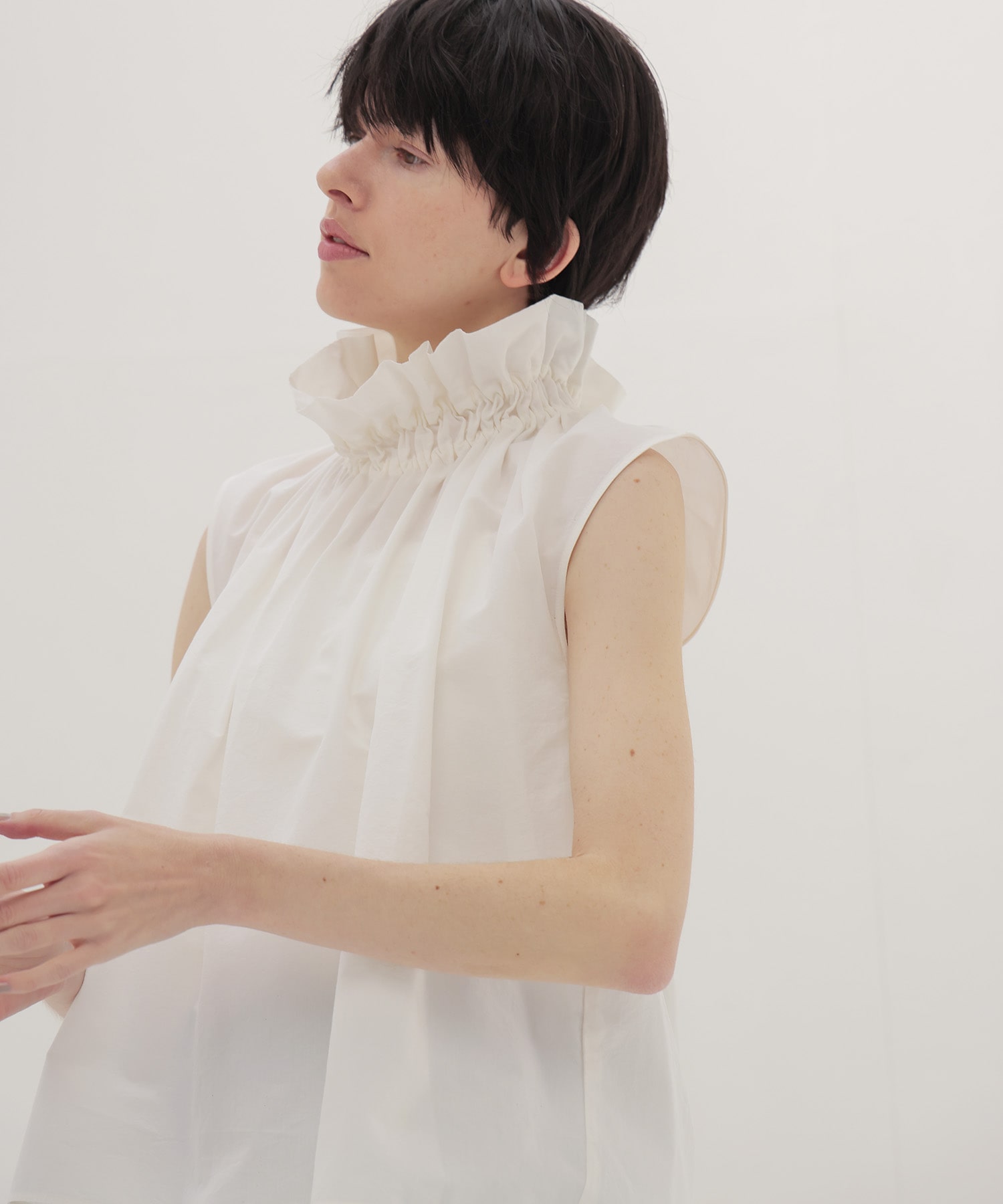 〔お家で試着〕2way frill collar blouse